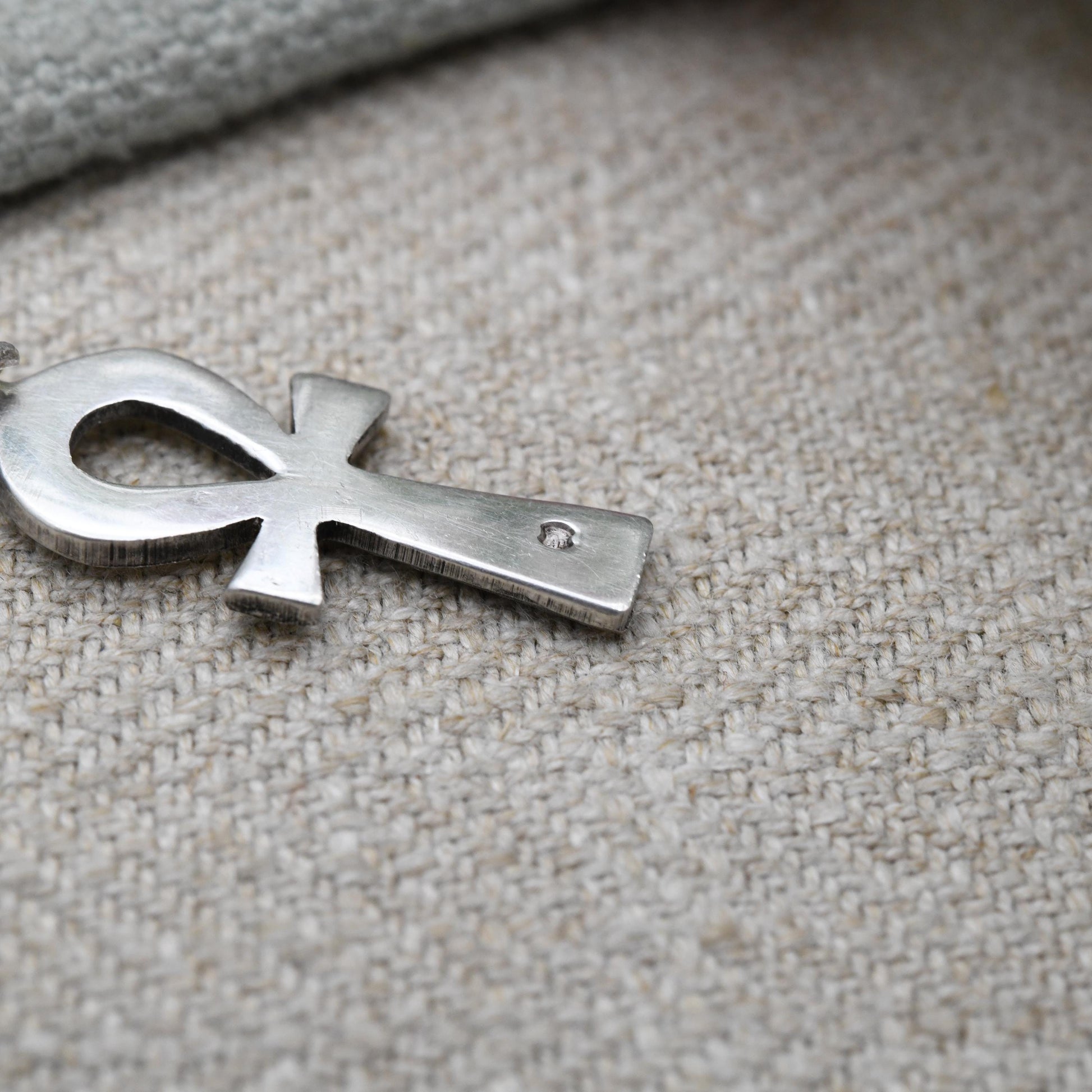 Vintage Silver Egyptian Ankh Pendant - Ancient Egypt Symbol of Life | Key Of The Nile | Diamond Cut Pattern