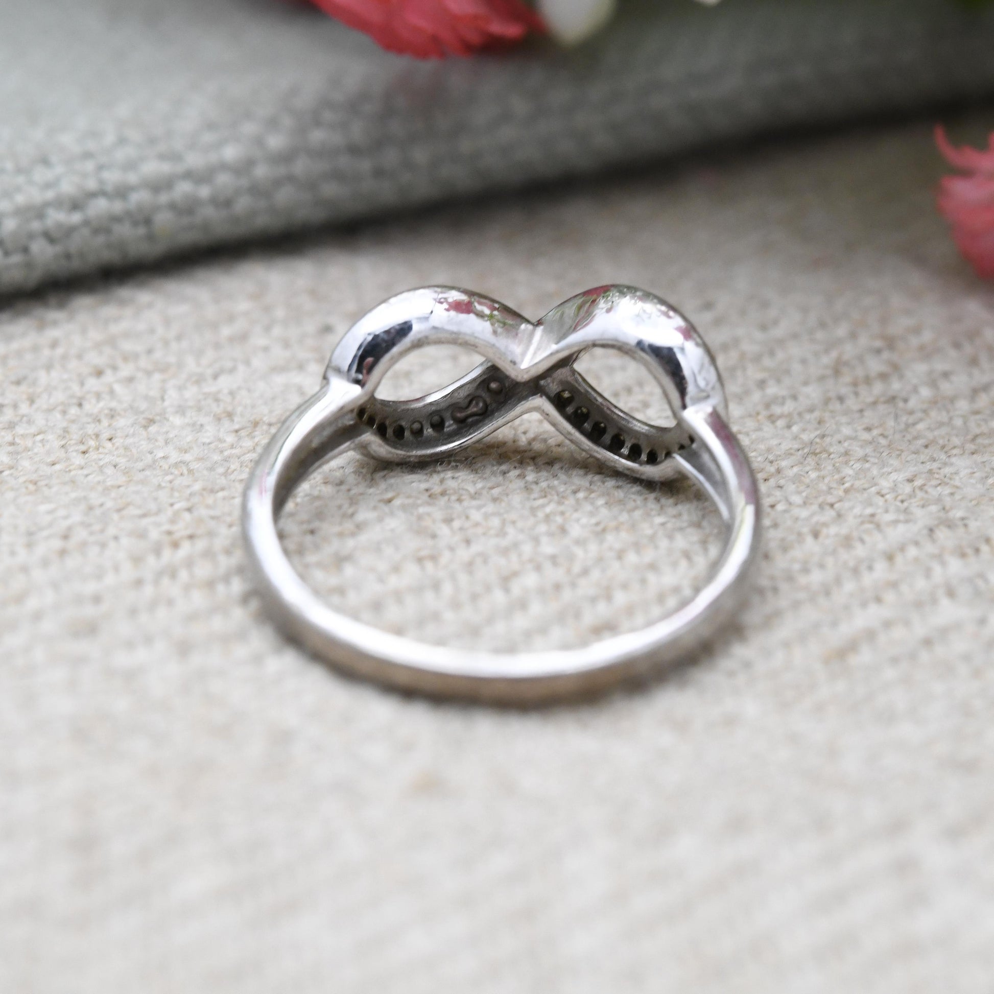 Vintage Sterling Silver Clear Stone Infinity Ring - Openwork Knot Minimalist Ring | Gift for Her | UK Size - M 1/2 | US Size - 6 1/4
