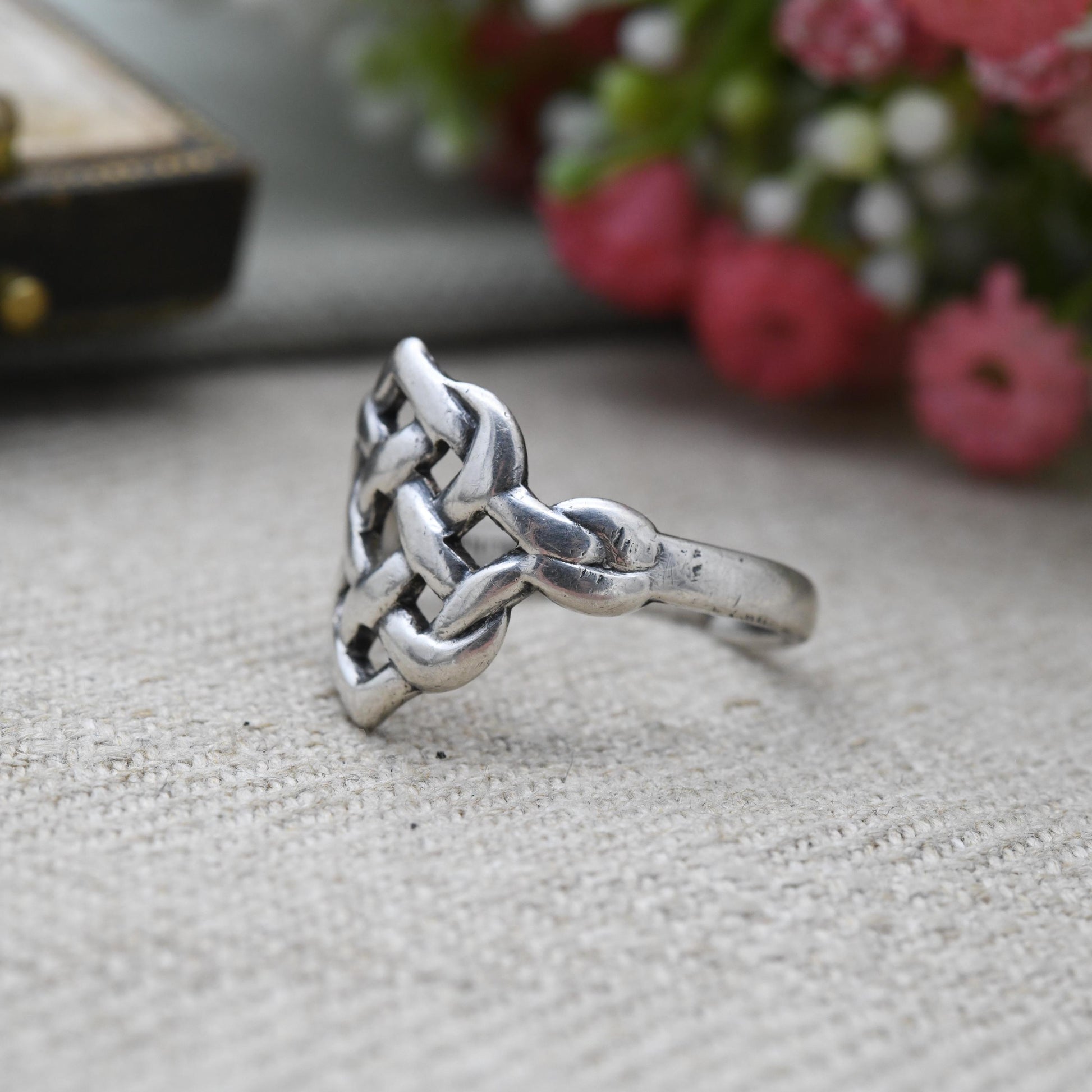 Vintage Sterling Silver Plaited Celtic Band Ring c. 1950s - Openwork Woven Knotted Band | Unisex Jewellery | UK Size - P | US Size - 7 3/4