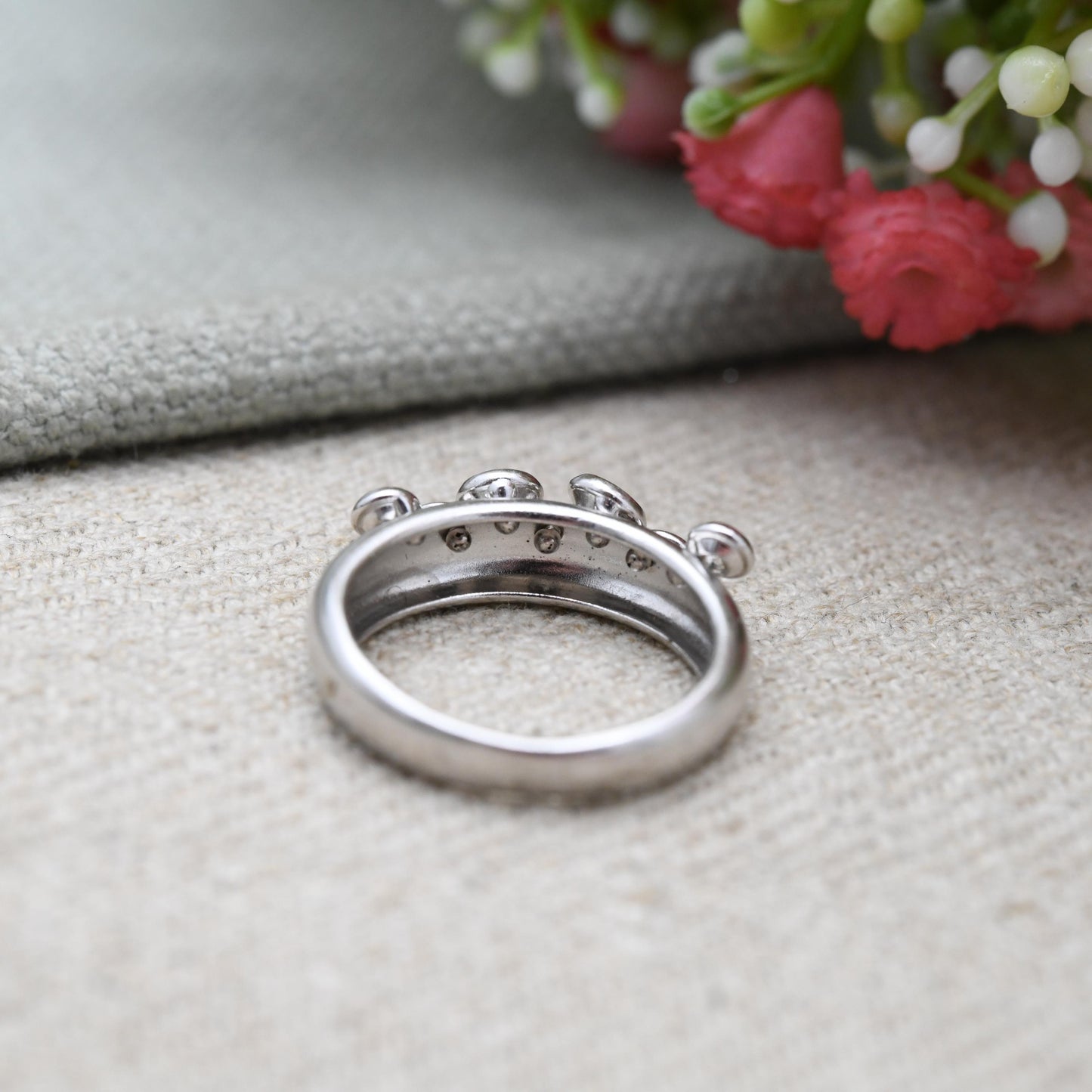 Vintage Sterling Silver CZ Moving Gemstone Band Ring - Large White Articulated Stones | Gift for Her | UK Size - M | US Size - 6 1/4