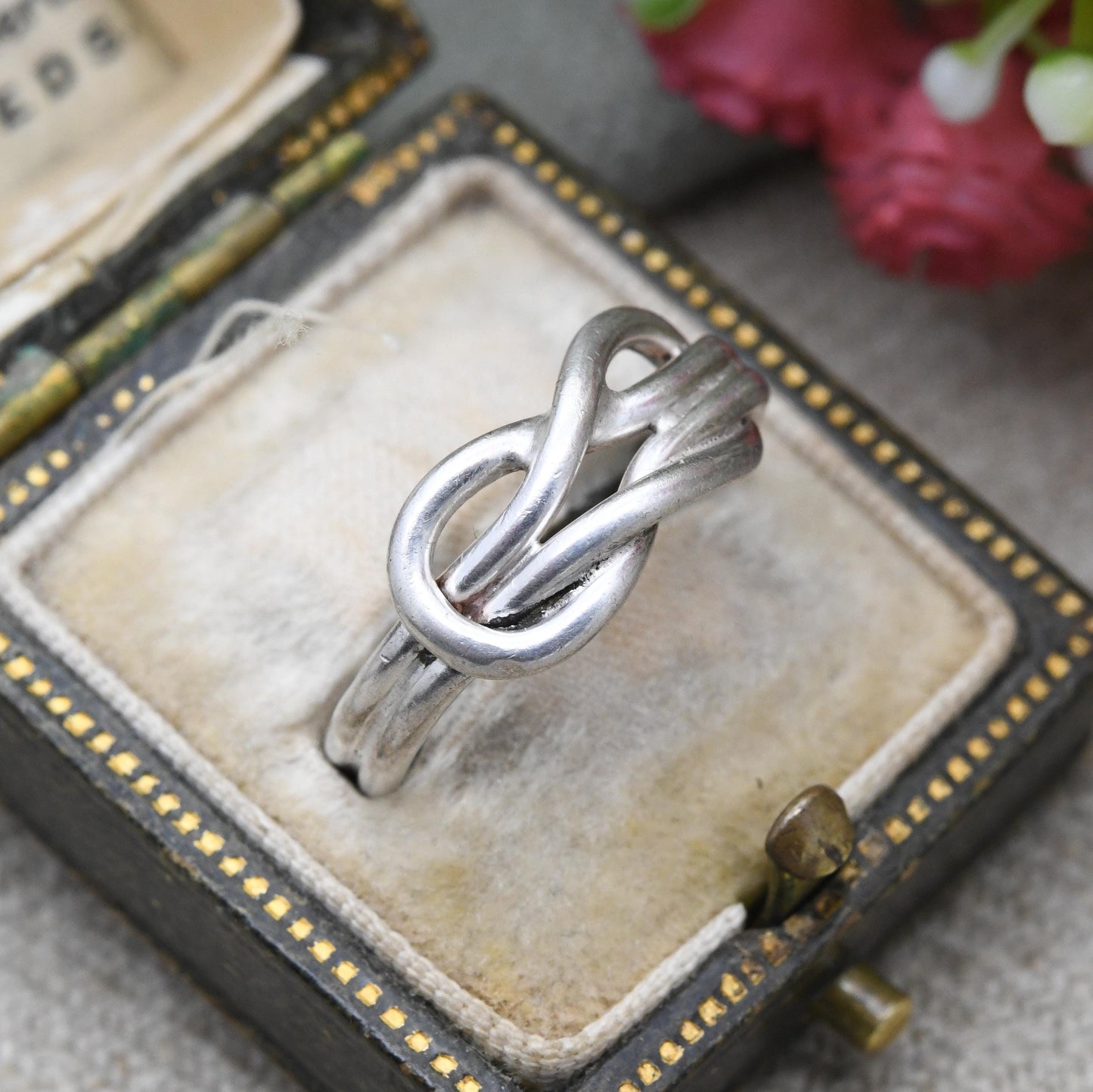 Vintage Sterling Silver Lovers Knot Ring - Minimalist Openwork Twisted Knot Design | UK Size - L 1/2 | US Size - 6