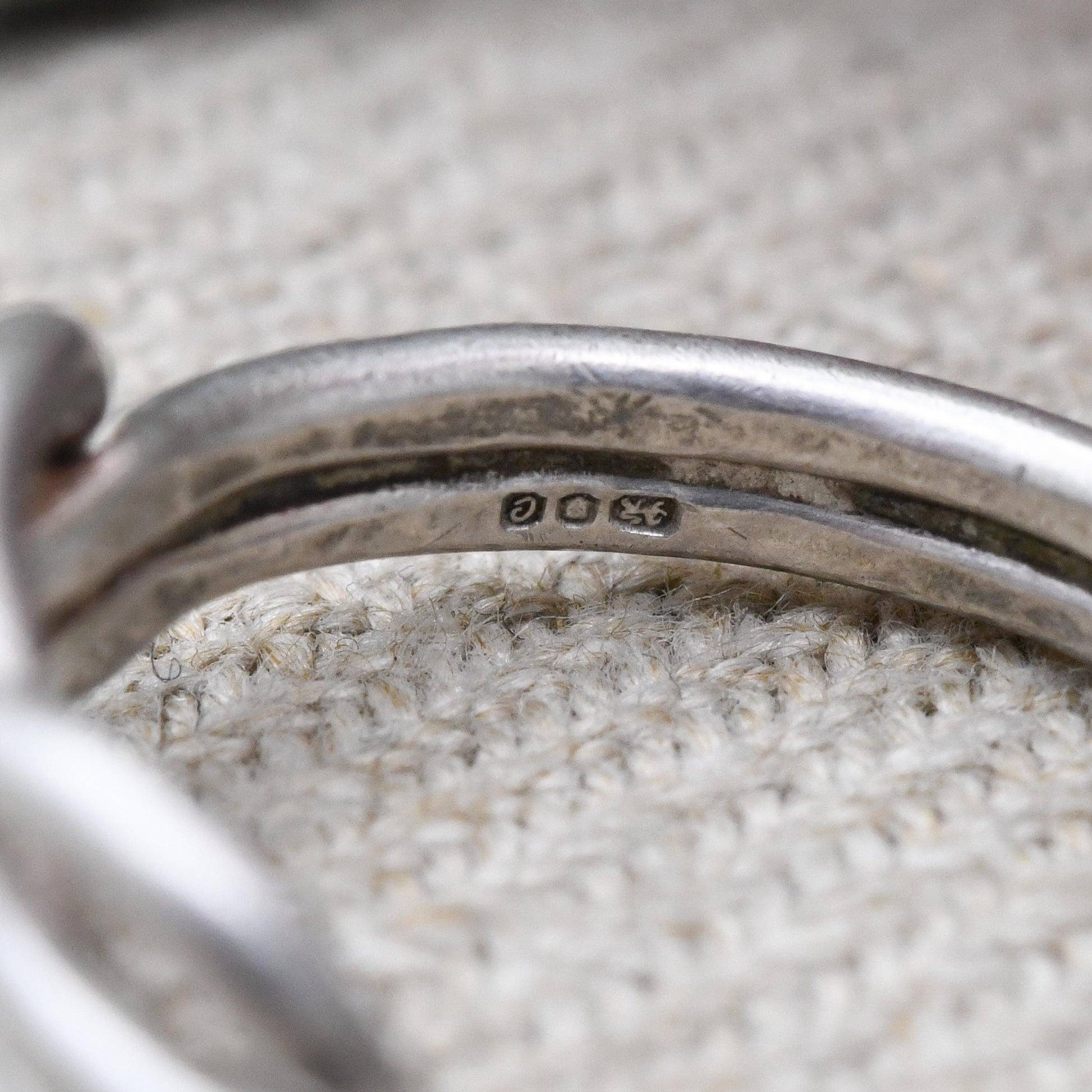Vintage Sterling Silver Lovers Knot Ring - Minimalist Openwork Twisted Knot Design | UK Size - L 1/2 | US Size - 6