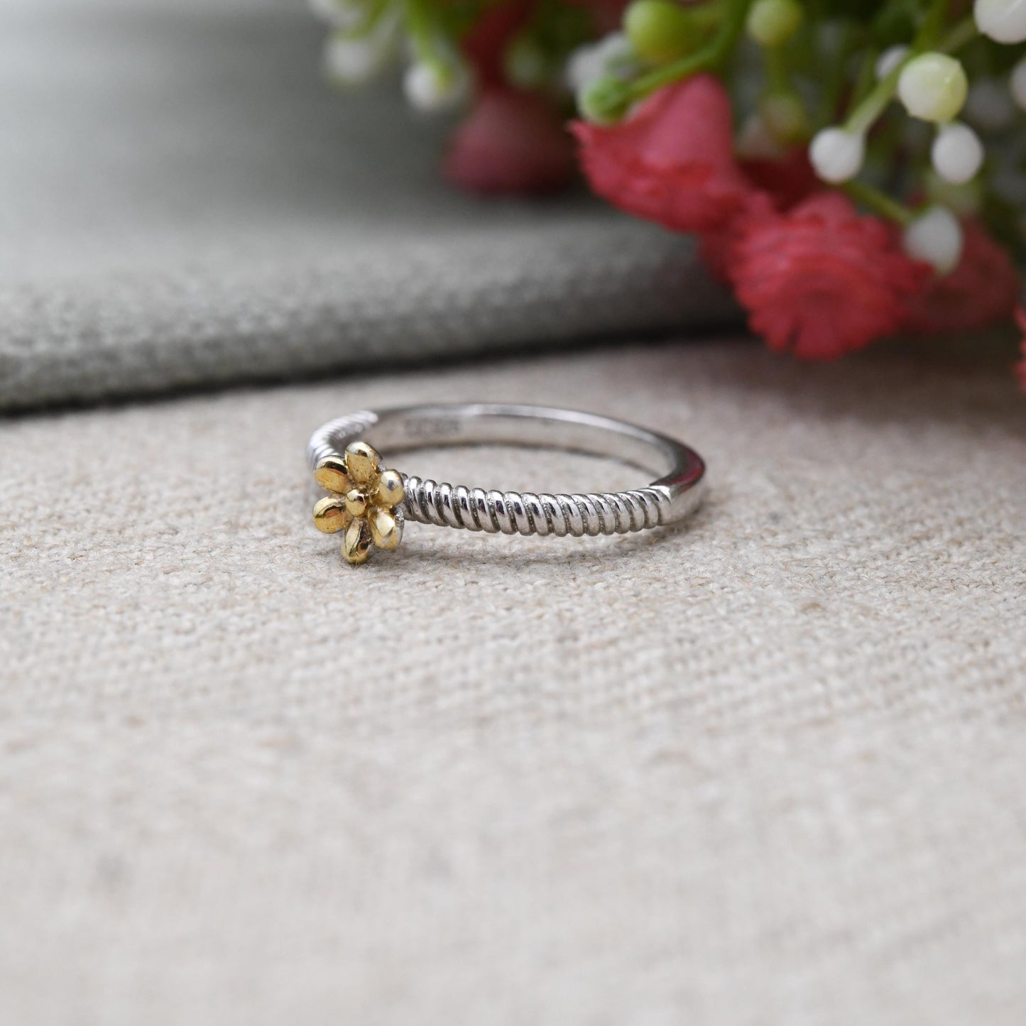 Vintage Sterling Silver Gold Plated Flower Ring TJC - Detailed Flower Floral Shape | Pretty Gift for Her | UK Size - N 1/2 | US Size - 6 3/4