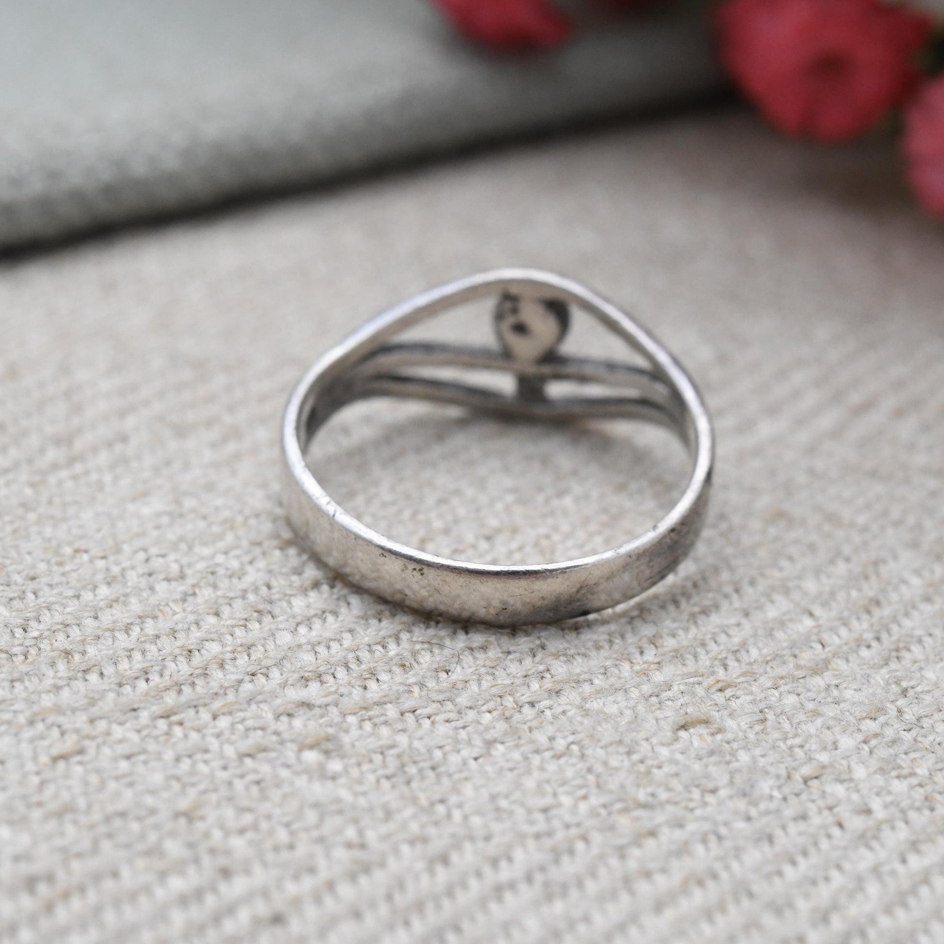 Vintage Sterling Silver Abstract Eye Shape Ring - Minimalist Openwork Ball Unisex Jewellery | UK Size - Q | US Size - 8