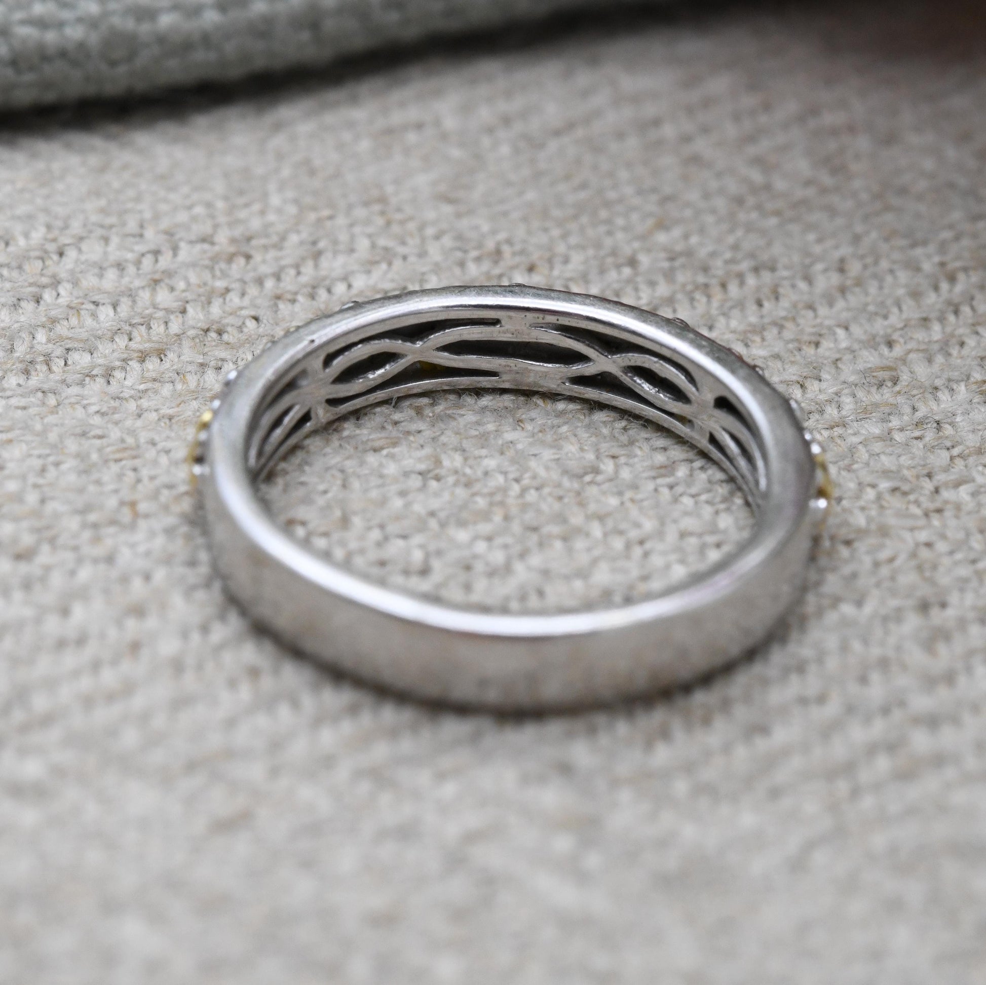 Vintage Sterling Silver and Gold Plated Floral Band TJC - Textured Flower Relief Ring | Gift for Her | Size UK - N 1/2 | US - 7