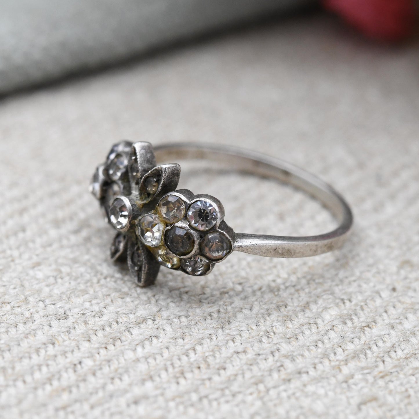 Vintage European Silver Paste Ring C.1940s - Floral Cluster Milgrain Setting Ring | UK Size - O 1/2 | US Size - 7 1/2