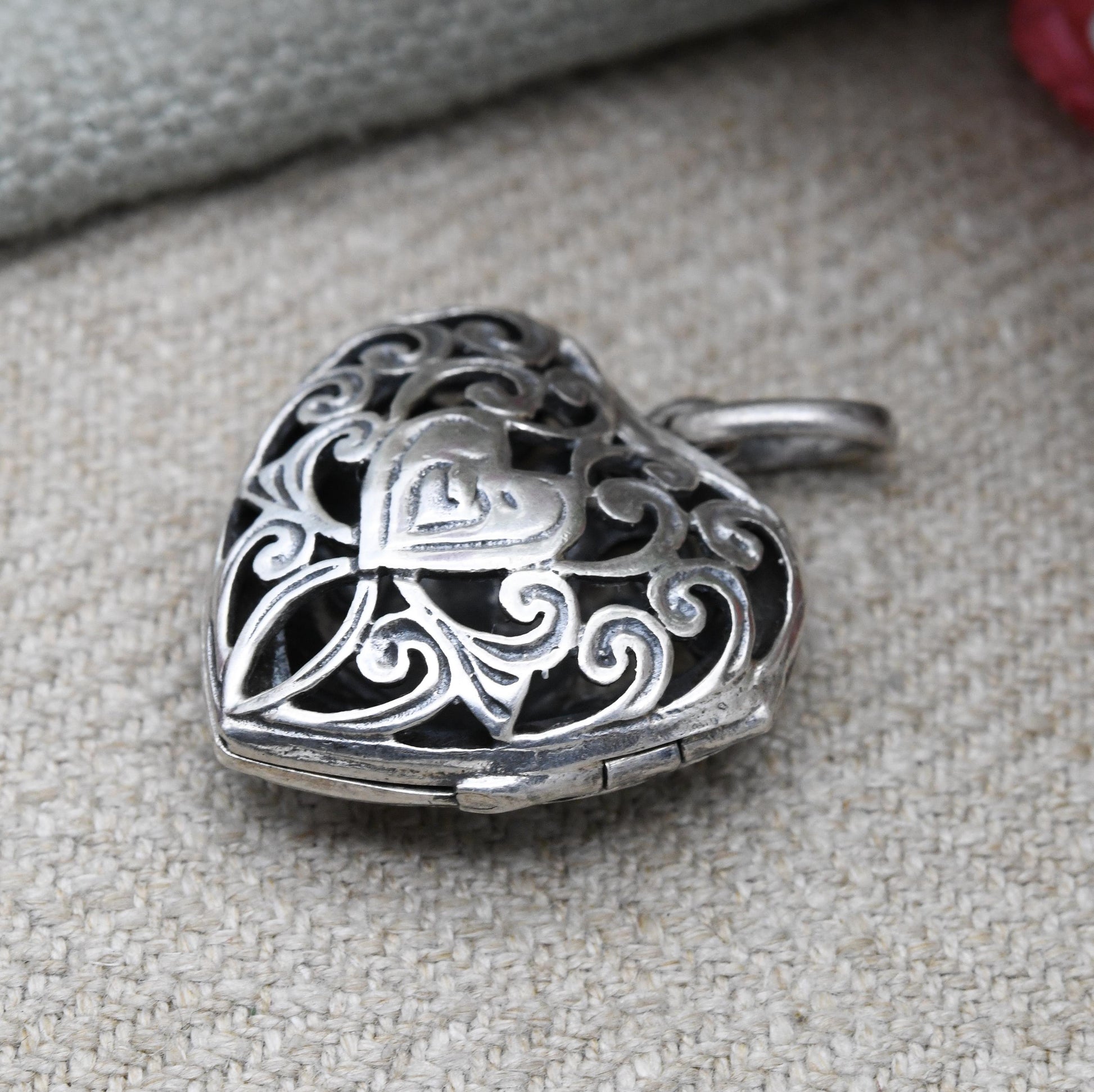Vintage Sterling Silver Heart Locket Pendant with Openwork Ornate Design - Love Heart Shape Locket Pretty Gift for Her Charm Necklace Stack