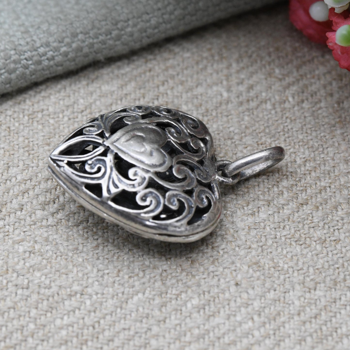 Vintage Sterling Silver Heart Locket Pendant with Openwork Ornate Design - Love Heart Shape Locket Pretty Gift for Her Charm Necklace Stack