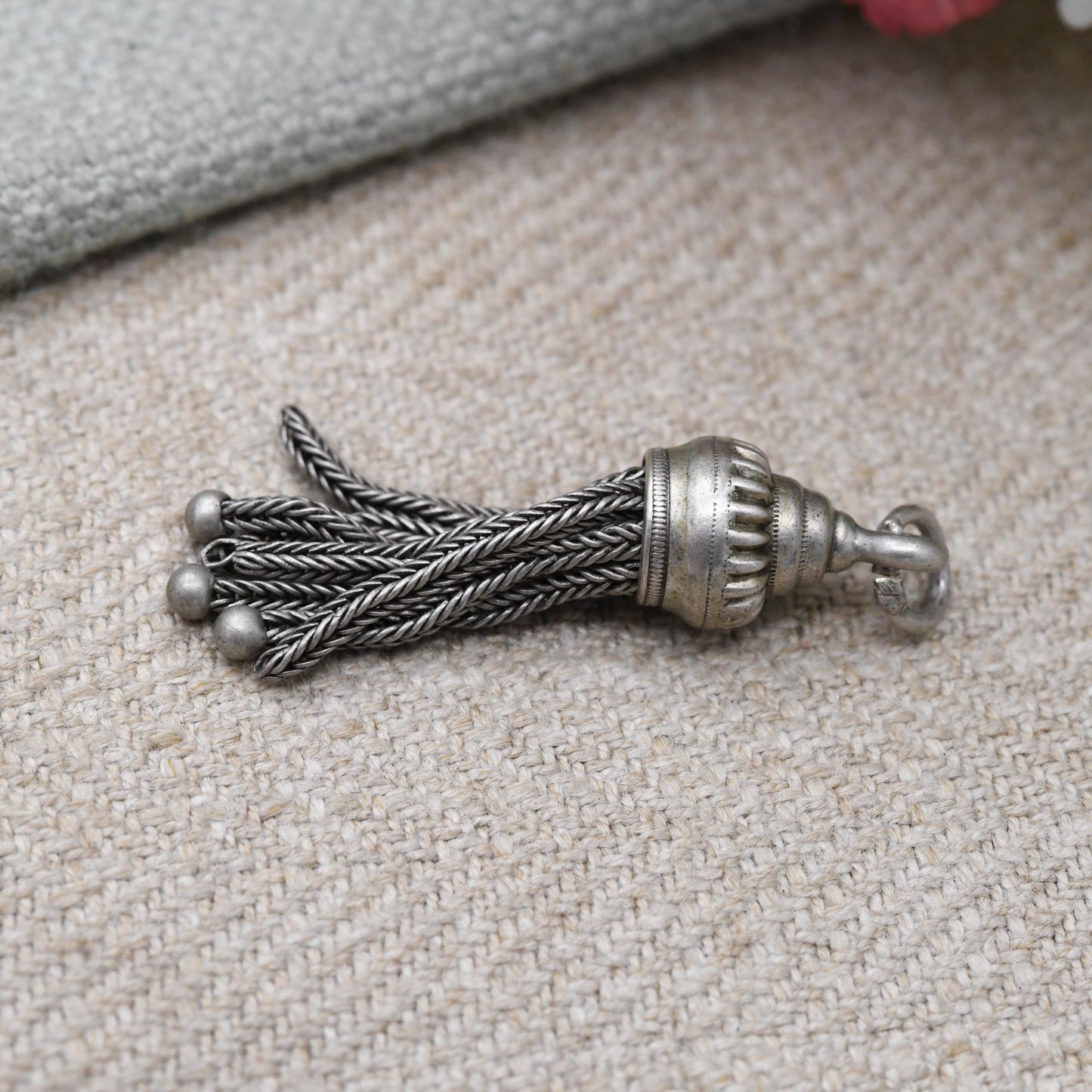 Antique Silver Tassel Charm Pendant - for Charm Bracelet Necklace Articulated Detailed