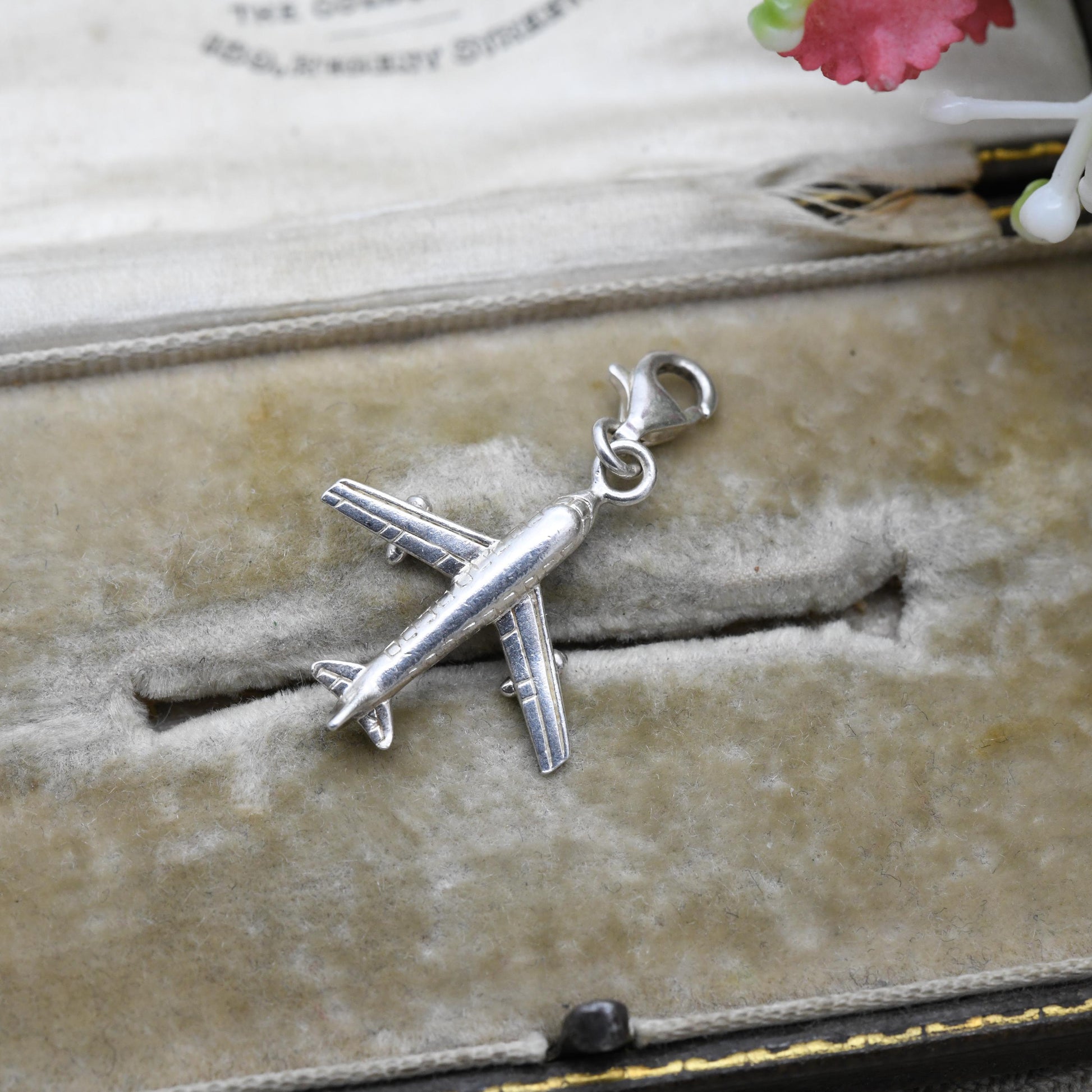 Thomas Sabo Sterling Silver Airplane Travel Charm Pendant - Passenger Jet Aircraft | Lobster Claw Clip | Gift for Charm Bracelet Necklace