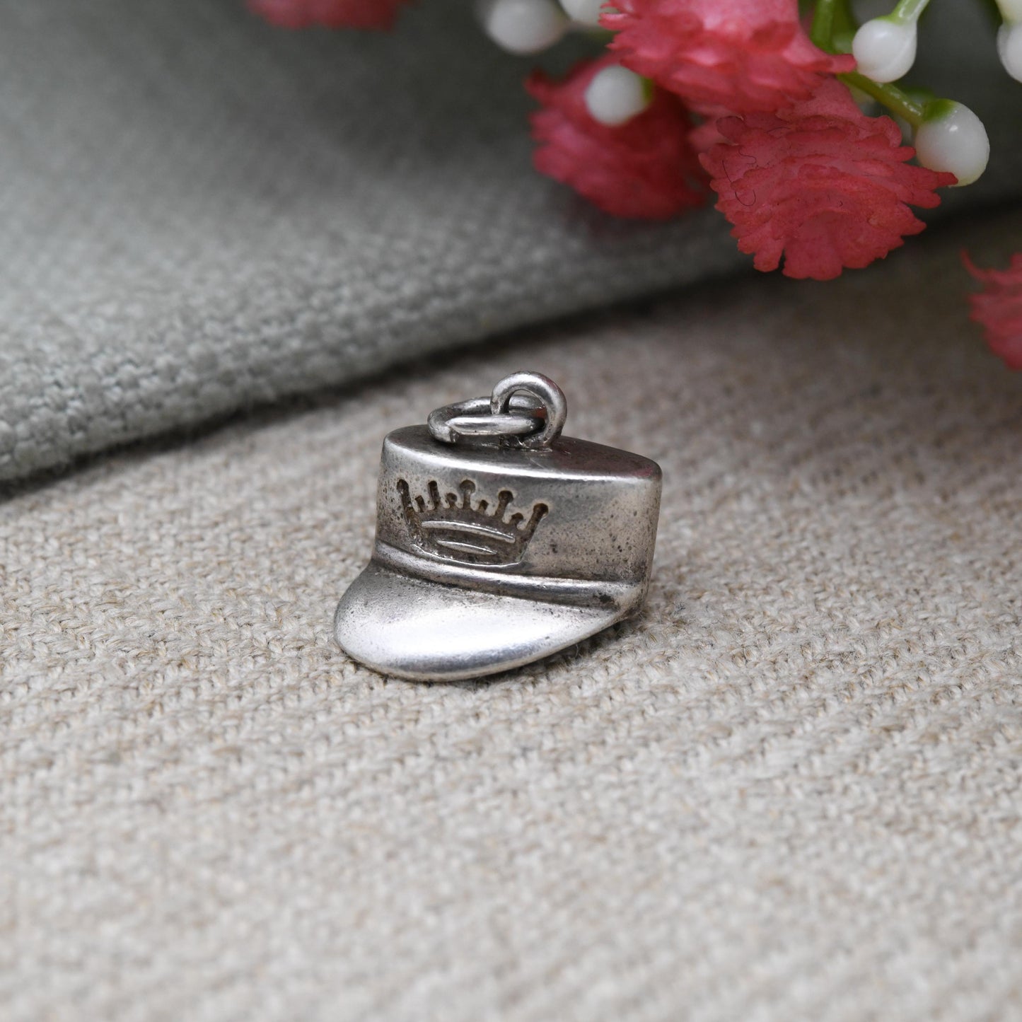 Vintage Sterling Silver Royal Hat Charm Pendant - Royalty Cap | Crown Detail | England Souvenir | Gift for Charm Bracelet