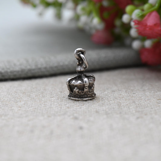 Vintage Sterling Silver Royal Crown Charm Pendant - King | Queen | Prince | Princess | England | Souvenir Gift for Charm Bracelet