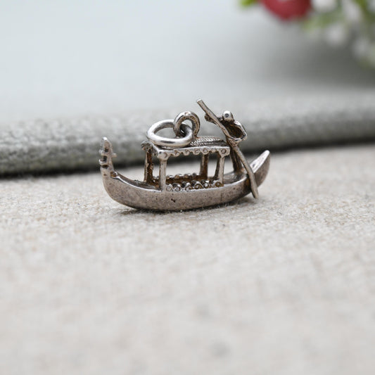 Vintage Silver Venetian Gondola Charm Pendant - Venice Souvenir | Little Boat | Gift for Charm Bracelet