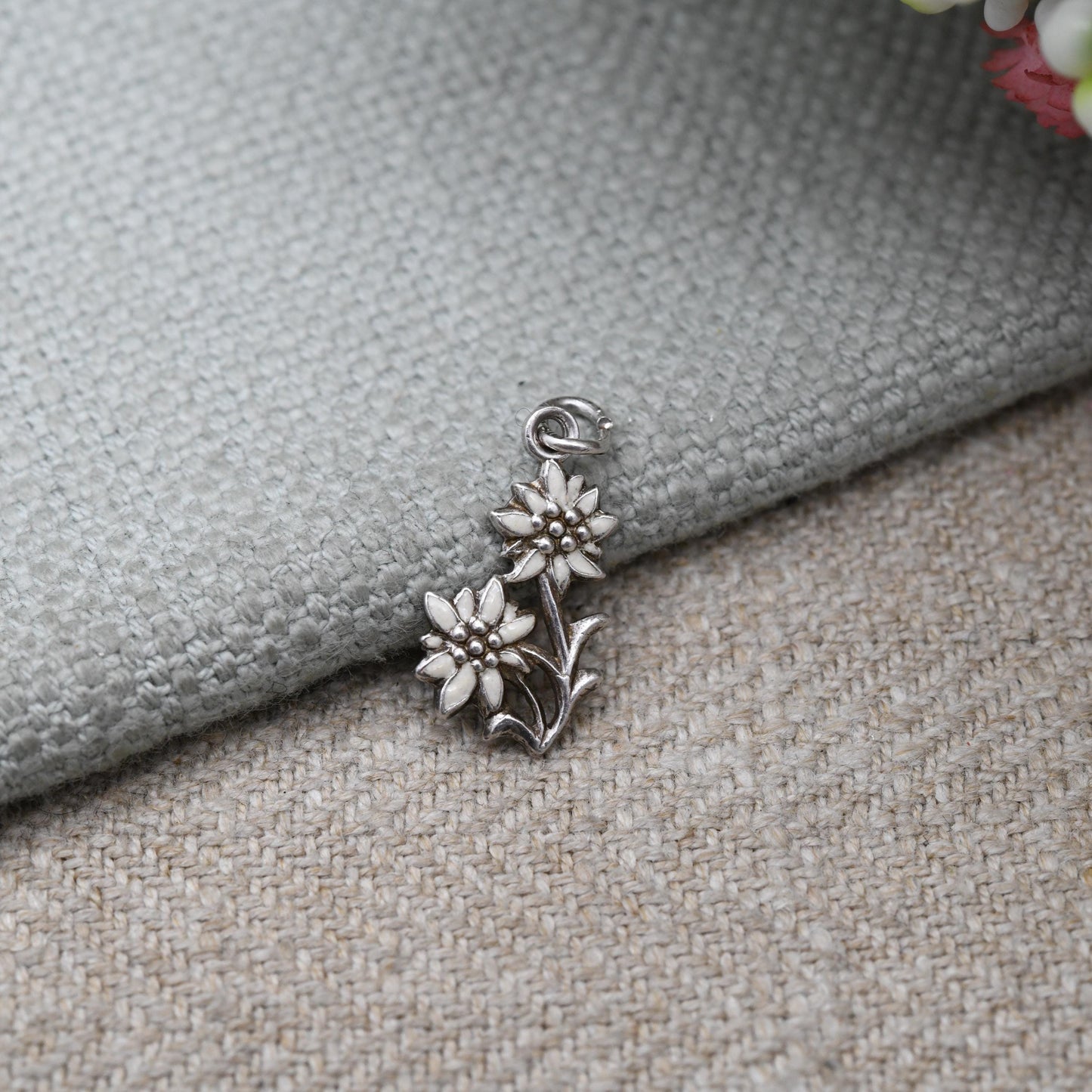Vintage Sterling Silver White Flower Charm Pendant - Enamel Daisy | Floral | Garden | Souvenir Gift for Charm Bracelet