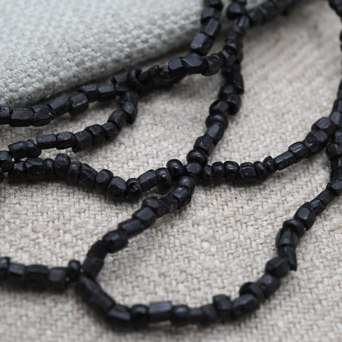 Antique 9ct Gold Clasp French Jet Necklace - Black Glass Seed Beads | Length 17" 43cm