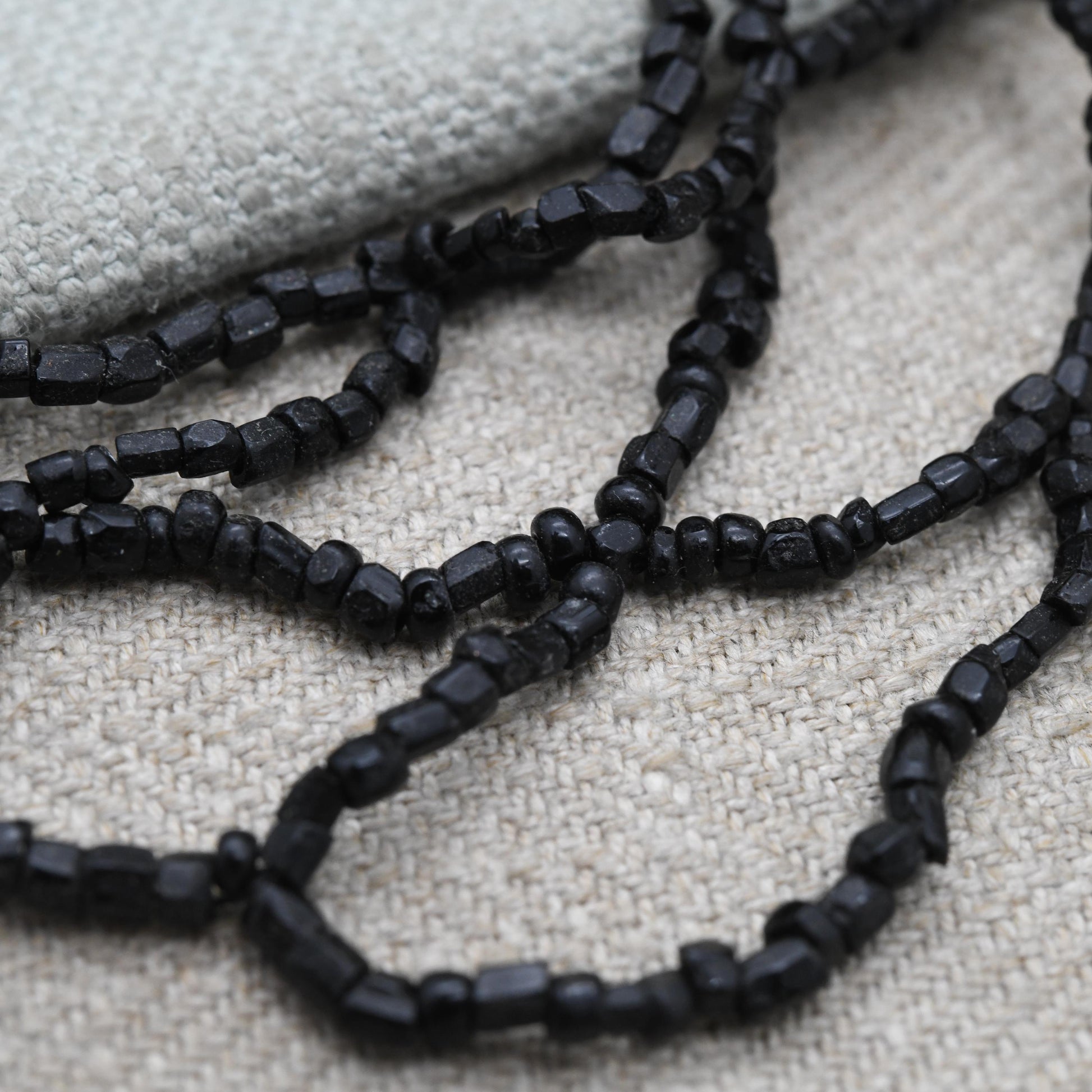 Antique 9ct Gold Clasp French Jet Necklace - Black Glass Seed Beads | Length 17" 43cm