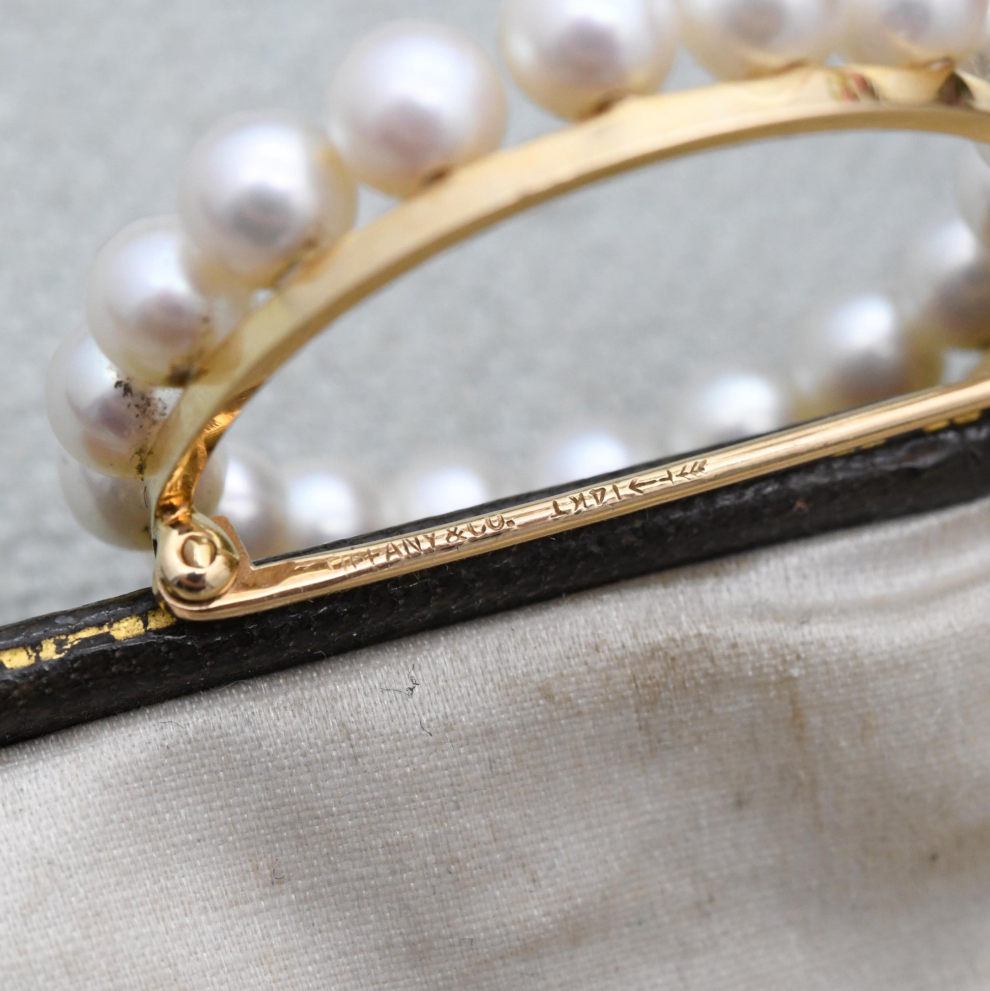Vintage Tiffany & Co 14ct Gold and Pearl Wreath Brooch c. 1960s - 5mm White Round Pearls