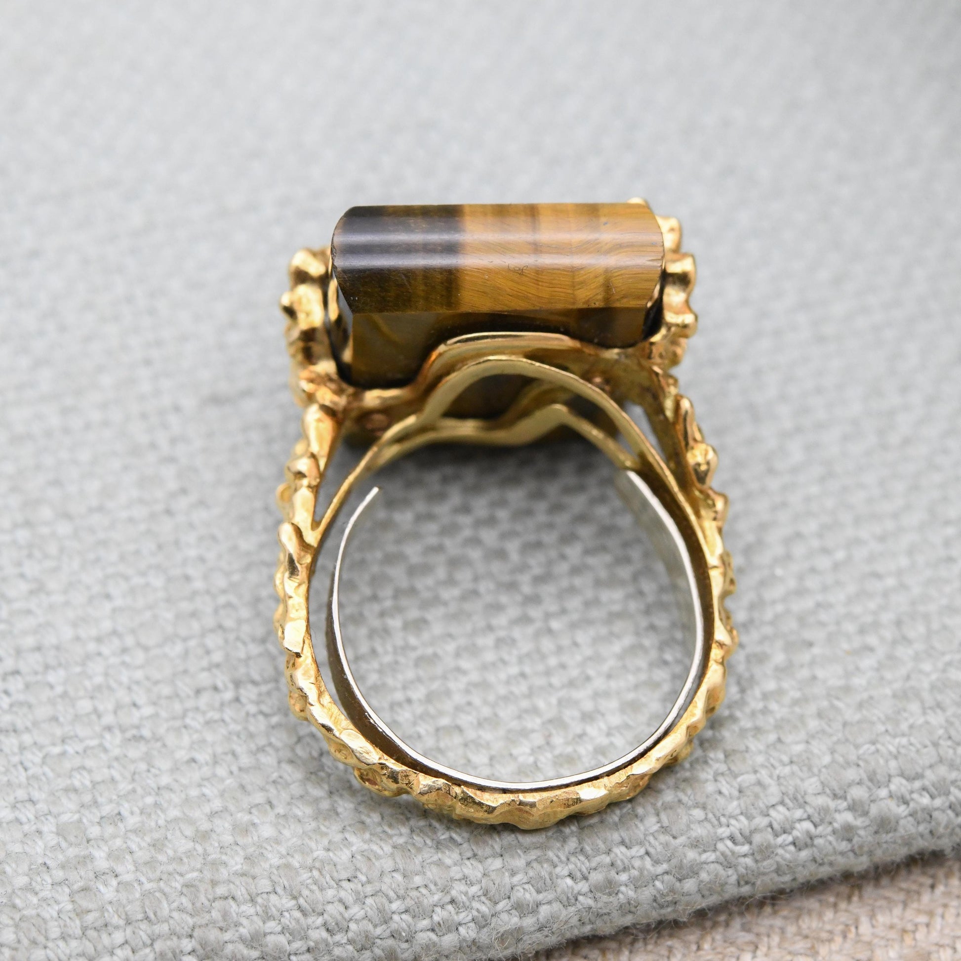 Vintage 18ct Gold Tiger's Eye and Diamond Cocktail Ring c. 1960s - Mid-Century Modernist Gemstone Dress Ring l UK Size - P | US Size - 8