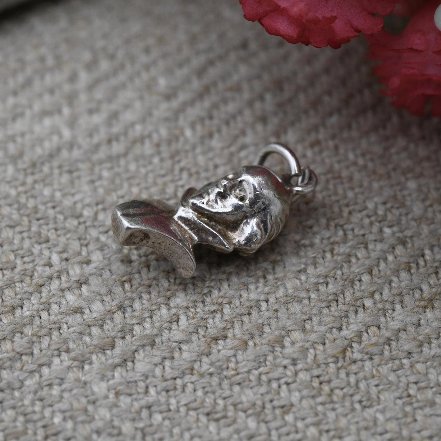 Vintage Sterling Silver Shakespeare Head Charm Pendant - Tudor Bust | Stratford-Upon-Avon | Souvenir Gift for Charm Bracelet