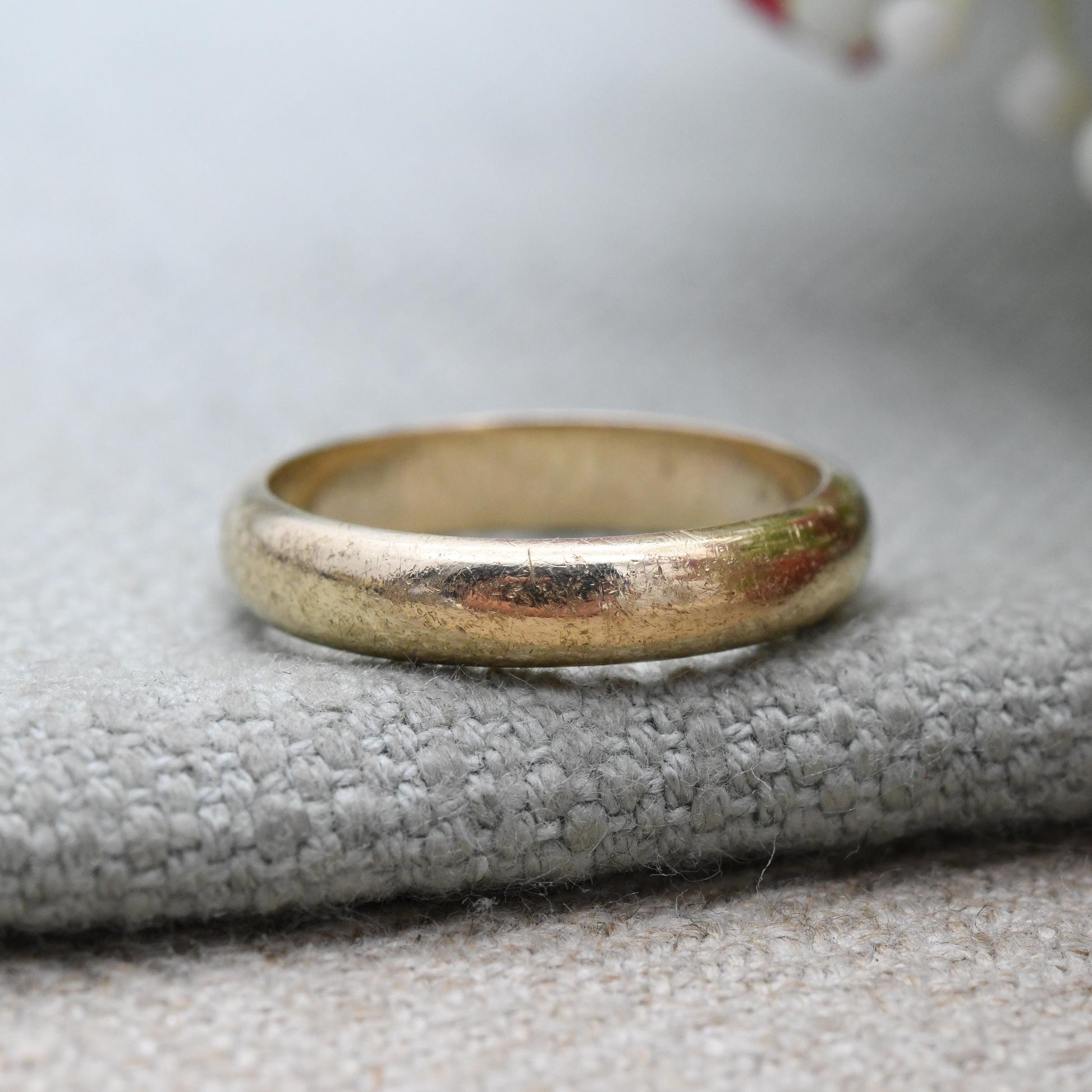 Vintage 9ct Gold Wedding Band Ring 1964 - Solid Gold Stacking Ring | Unisex Everyday Gold Jewellery | UK Size - M | US Size - 6 1/2
