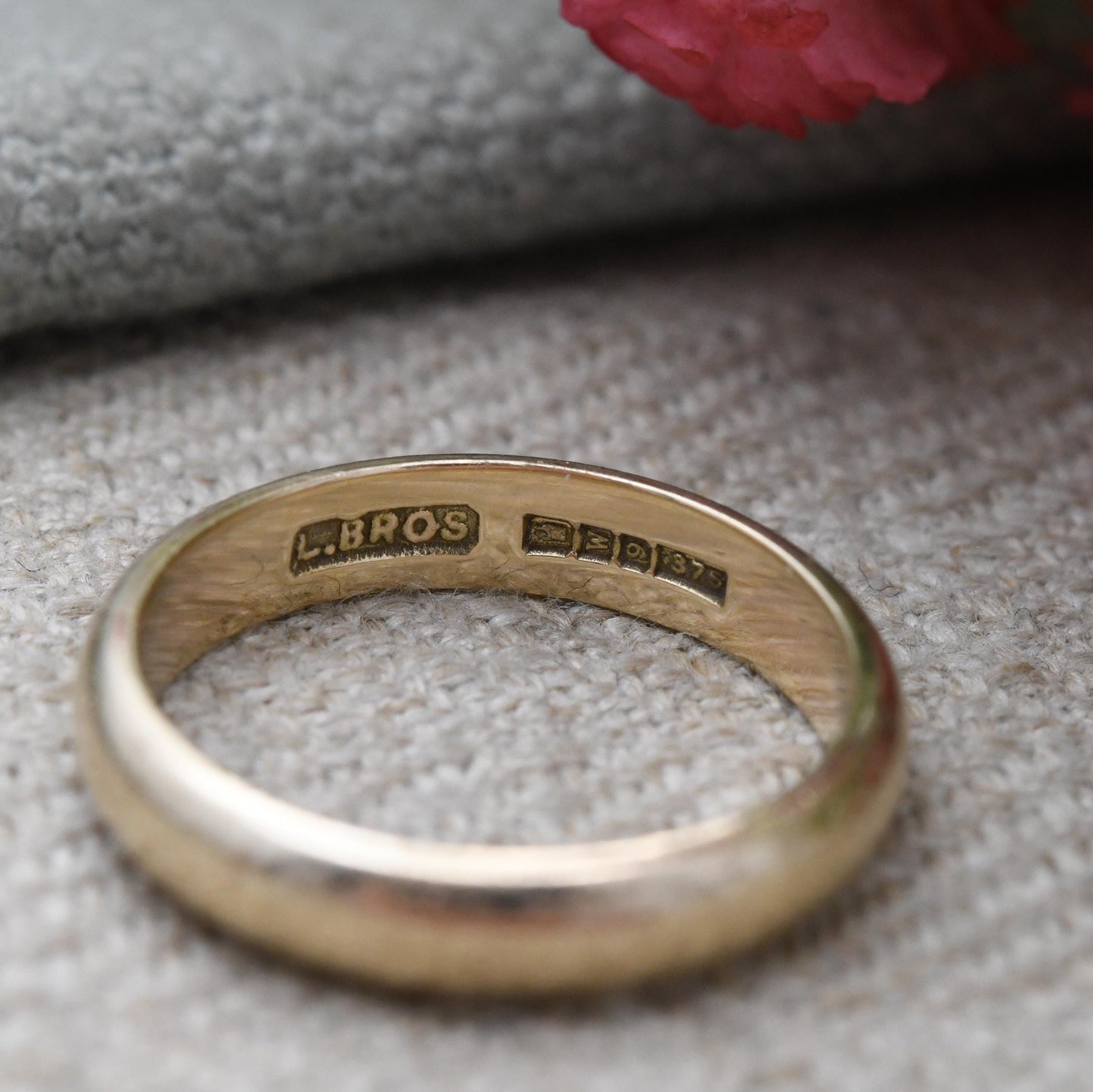 Vintage 9ct Gold Wedding Band Ring 1964 - Solid Gold Stacking Ring | Unisex Everyday Gold Jewellery | UK Size - M | US Size - 6 1/2
