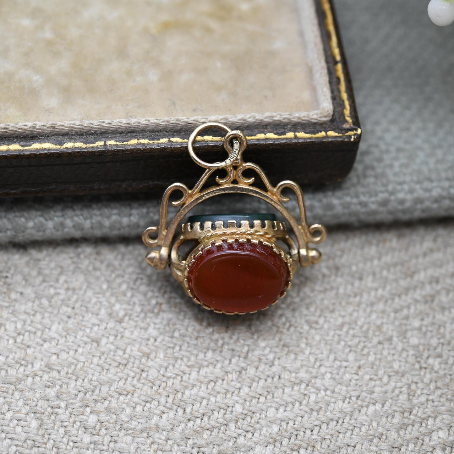 Vintage 9ct Gold Gemstone Spinner Fob Pendant - Antique Style Miniature Spinning Watch Fob Charm Ornate | Onyx Bloodstone Red Carnelian