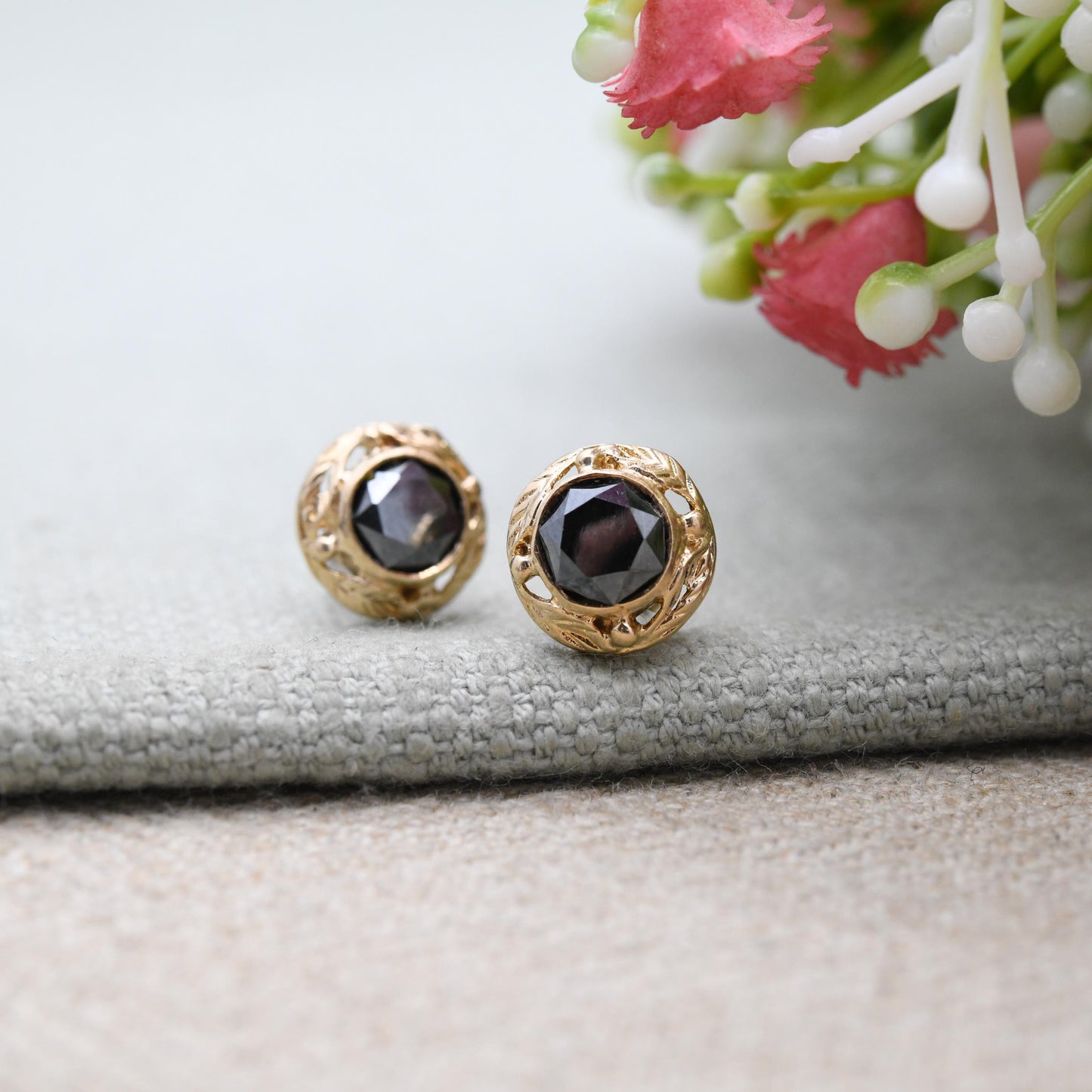 Vintage 9ct Gold Hematite Bezel Set Stud Earrings - Black Gemstone Floral Textured Border | Butterfly Back | Everyday Stud Earrings