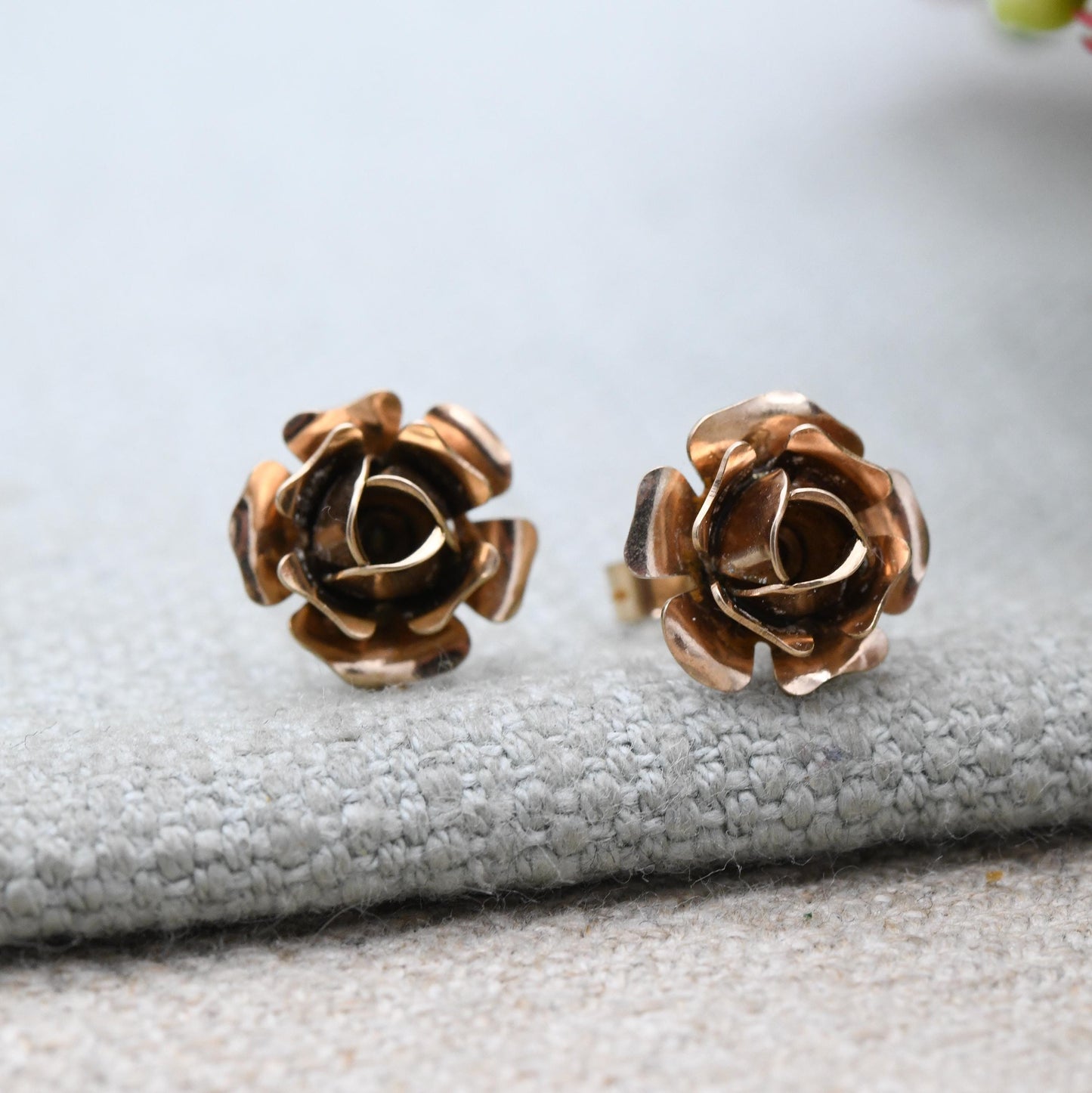 Vintage 9ct Gold Flower Stud Earrings 1977 - Statement Rose Shape Solitaire Floral Studs with Butterfly Backs | Gift for Her