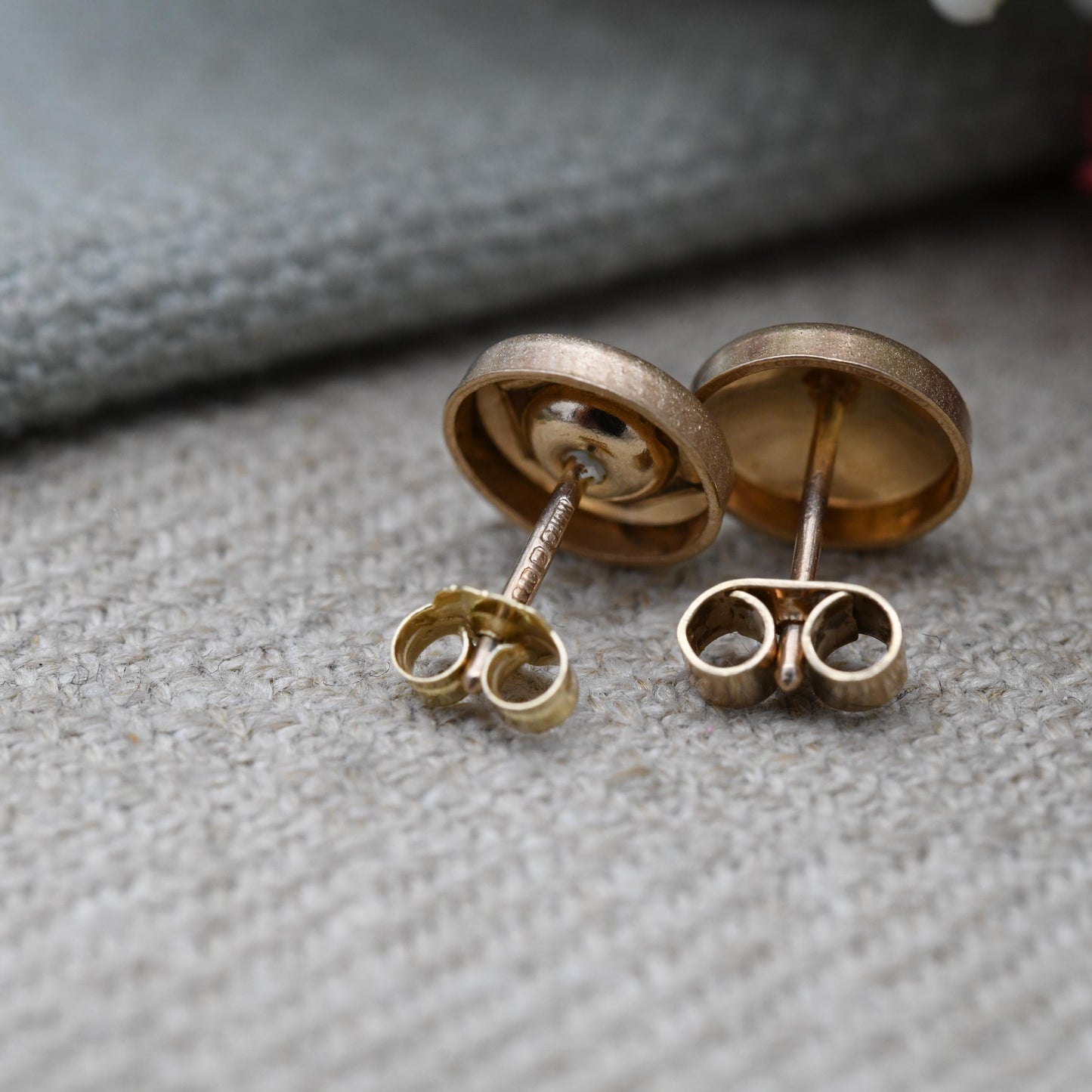 Vintage 9ct Gold Star Stud Earrings - Diamond Cut Textured Star Sun Yellow Gold Studs | Delicate Gold Jewellery Gift for Her