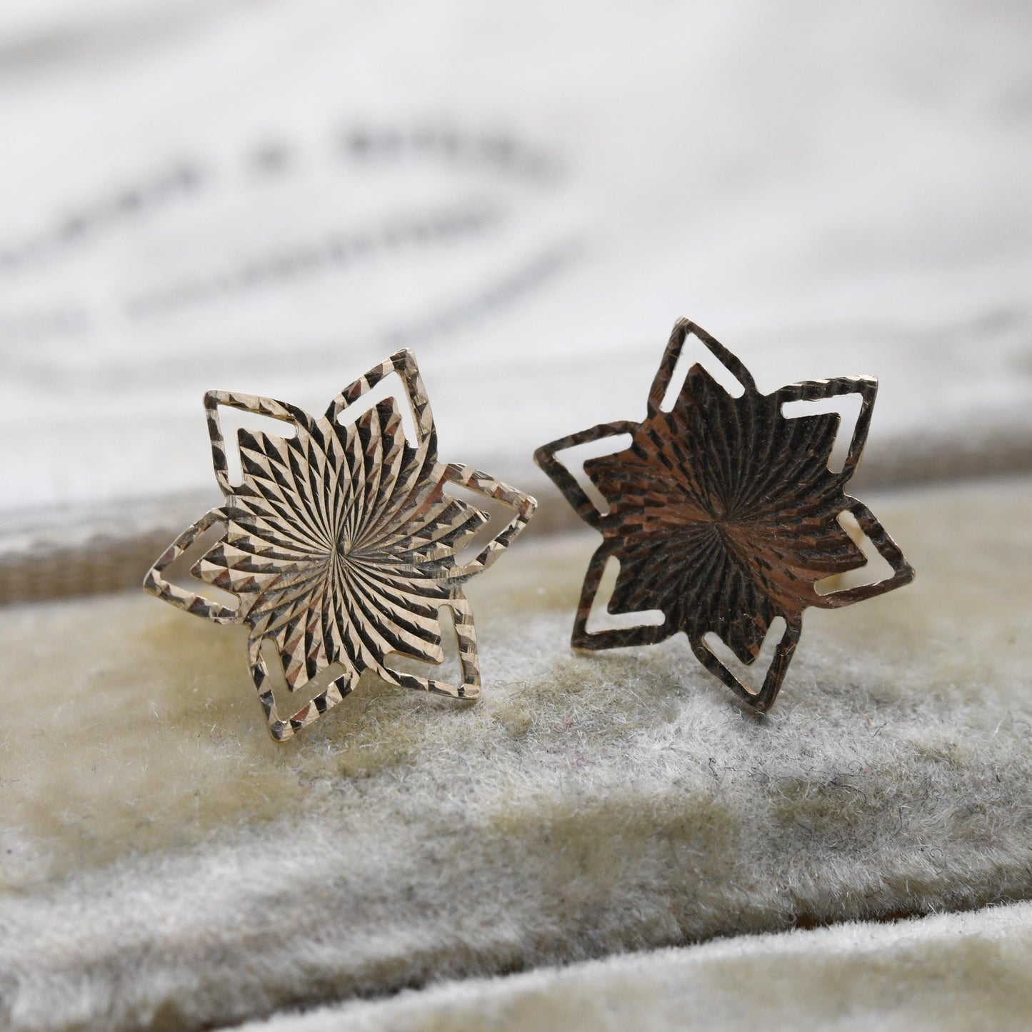 Vintage 9ct Gold Star Stud Earrings 1970 - Openwork Geometric Textured Star Design | Butterfly Backs | Gift for Her