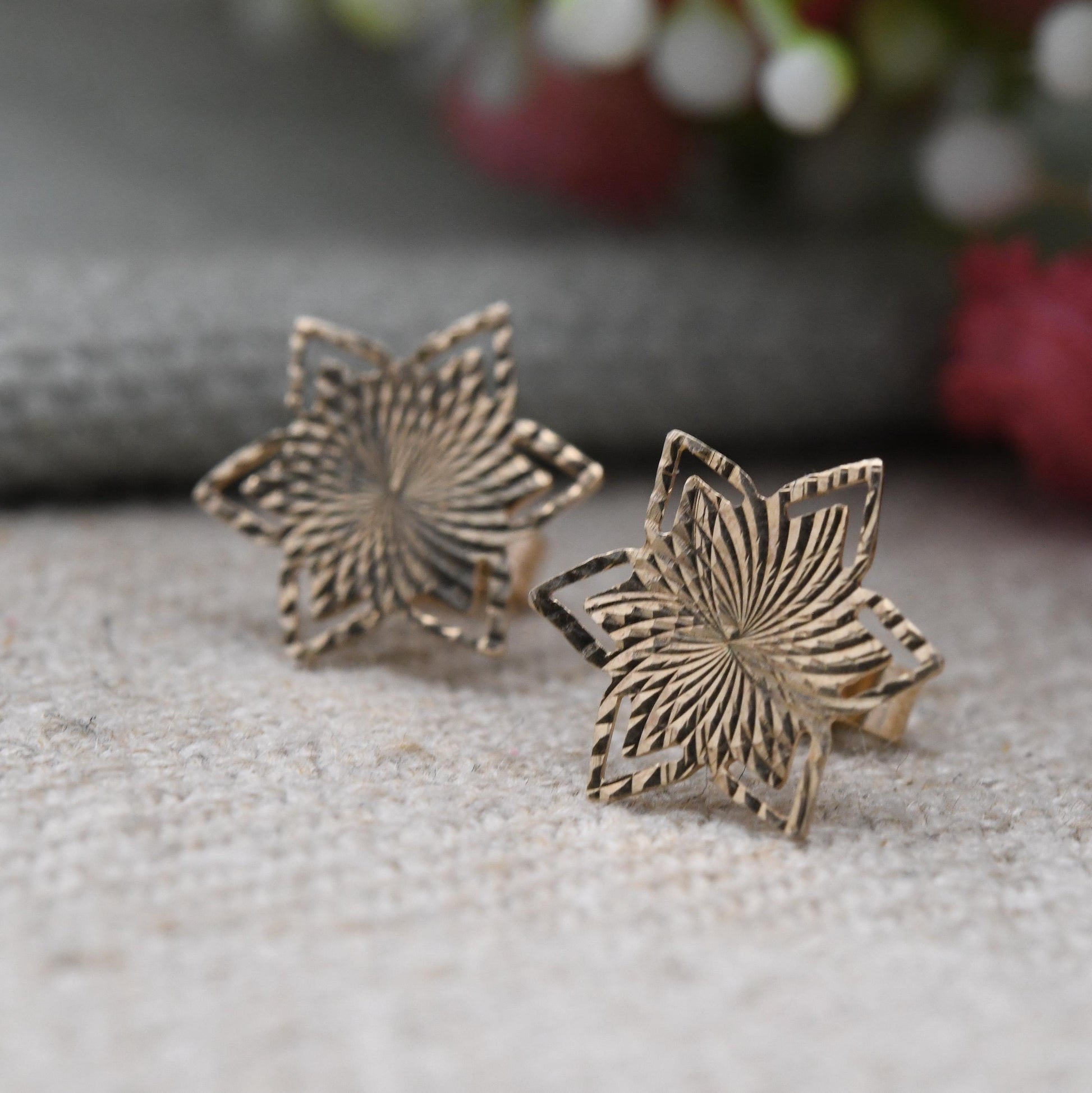 Vintage 9ct Gold Star Stud Earrings 1970 - Openwork Geometric Textured Star Design | Butterfly Backs | Gift for Her