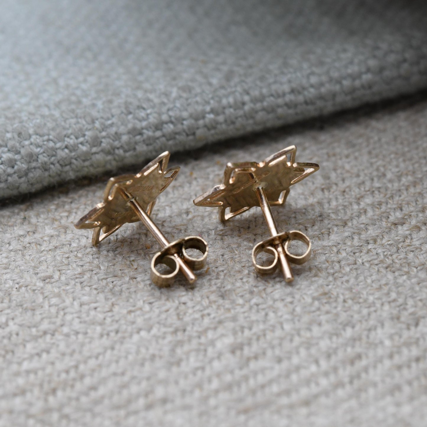 Vintage 9ct Gold Star Stud Earrings 1970 - Openwork Geometric Textured Star Design | Butterfly Backs | Gift for Her