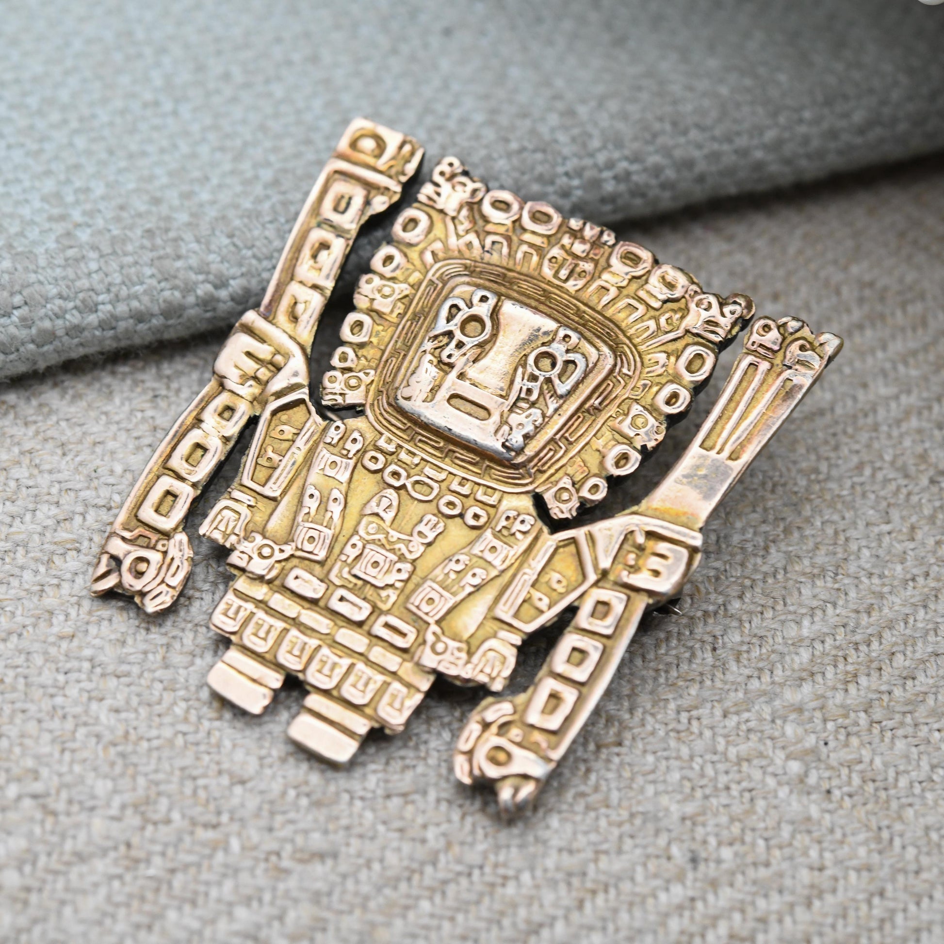 Vintage Peru Sterling Silver 18K Gold Brooch of Viracocha Incan Creator God - Peruvian Silver Jewellery South American Design