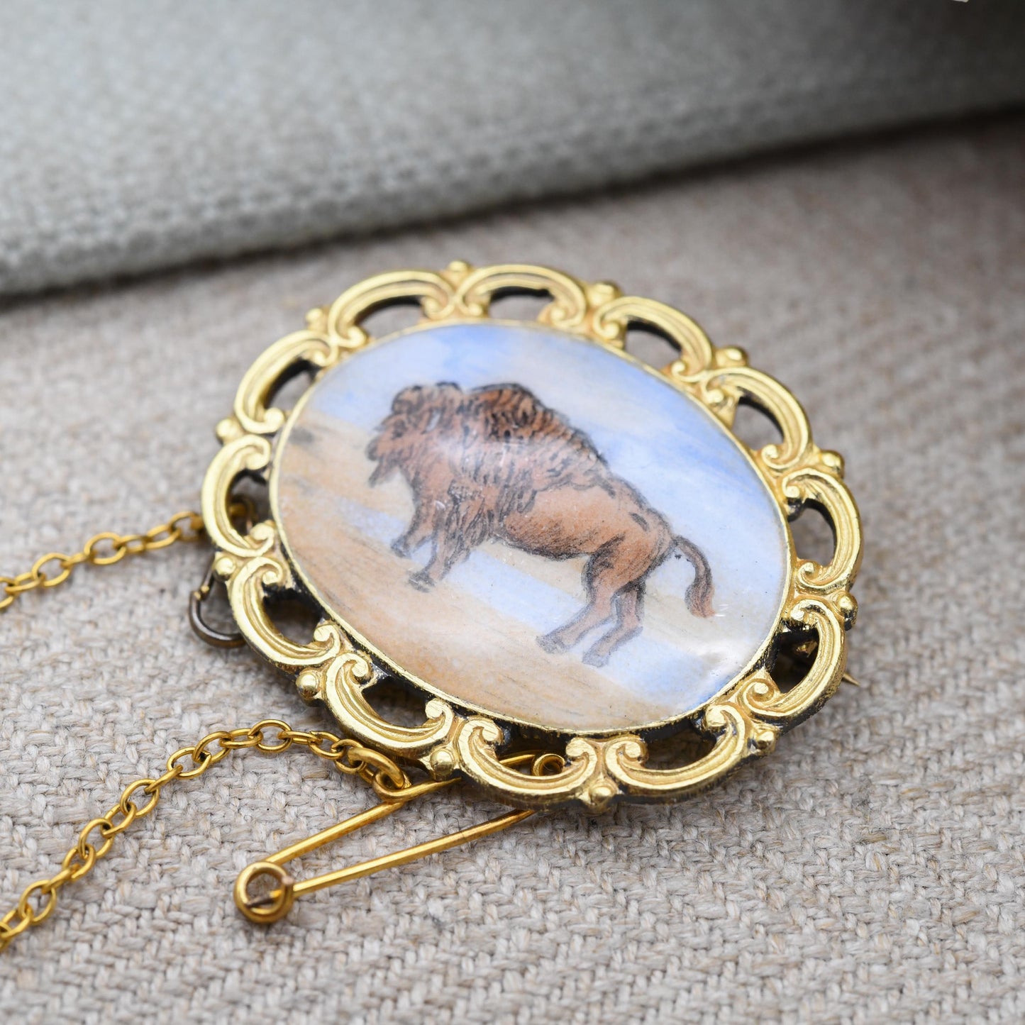 Vintage Silver Gilt Buffalo Brooch RAOB by FC Parry 1973 - Royal Antediluvian Order of Buffaloes