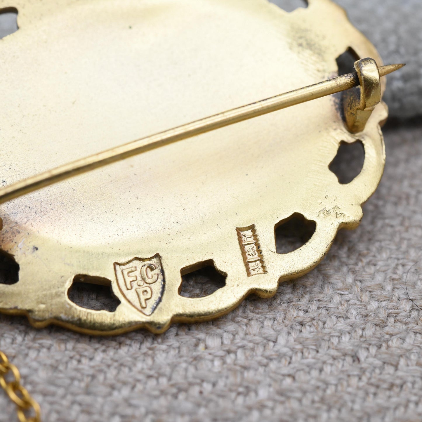 Vintage Silver Gilt Buffalo Brooch RAOB by FC Parry 1973 - Royal Antediluvian Order of Buffaloes