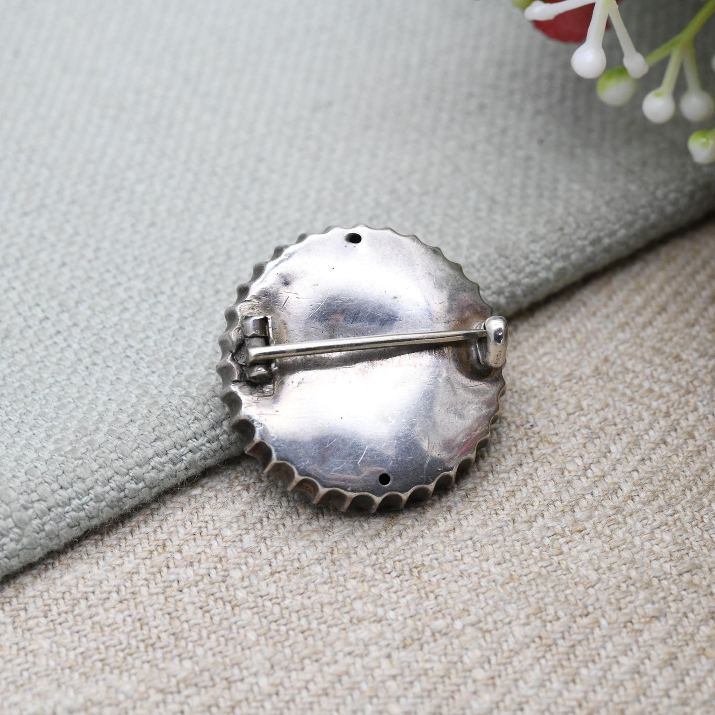 Antique Victorian Sterling Silver Brooch Aesthetic Movement - Small Leaf Flower Brooch | Hand Engraved Detailed Border