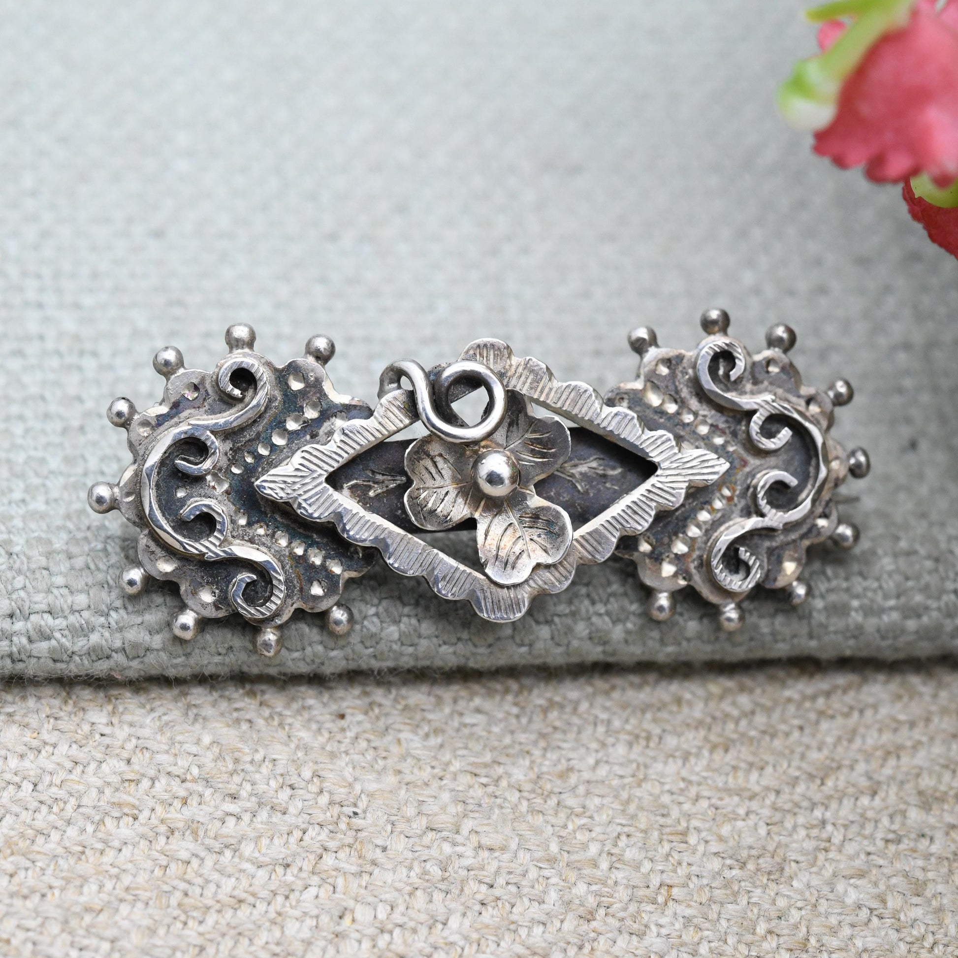 Antique Victorian Sterling Silver Floral Scrolling Openwork Bar Brooch 1898 - Floral Leaf Design