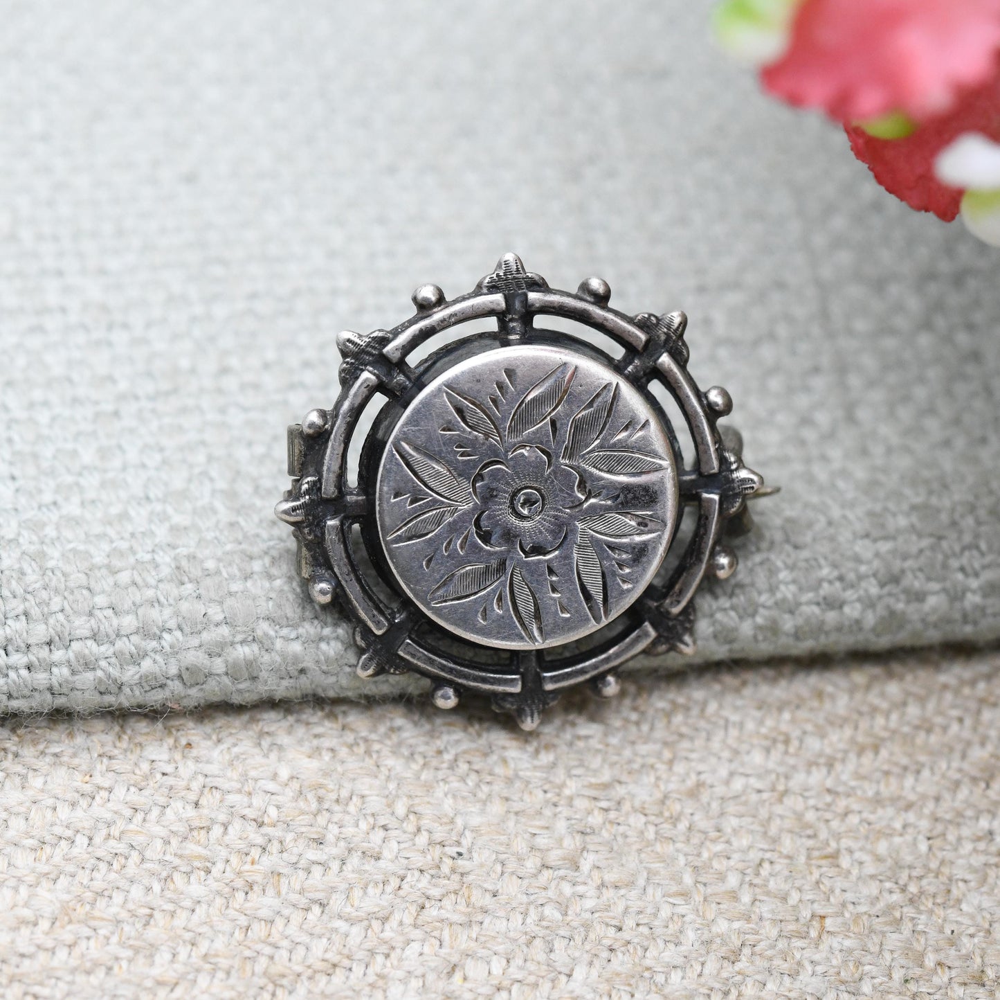 Antique Victorian Sterling Silver Brooch Aesthetic Movement - Small Leaf Flower Brooch | Hand Engraved