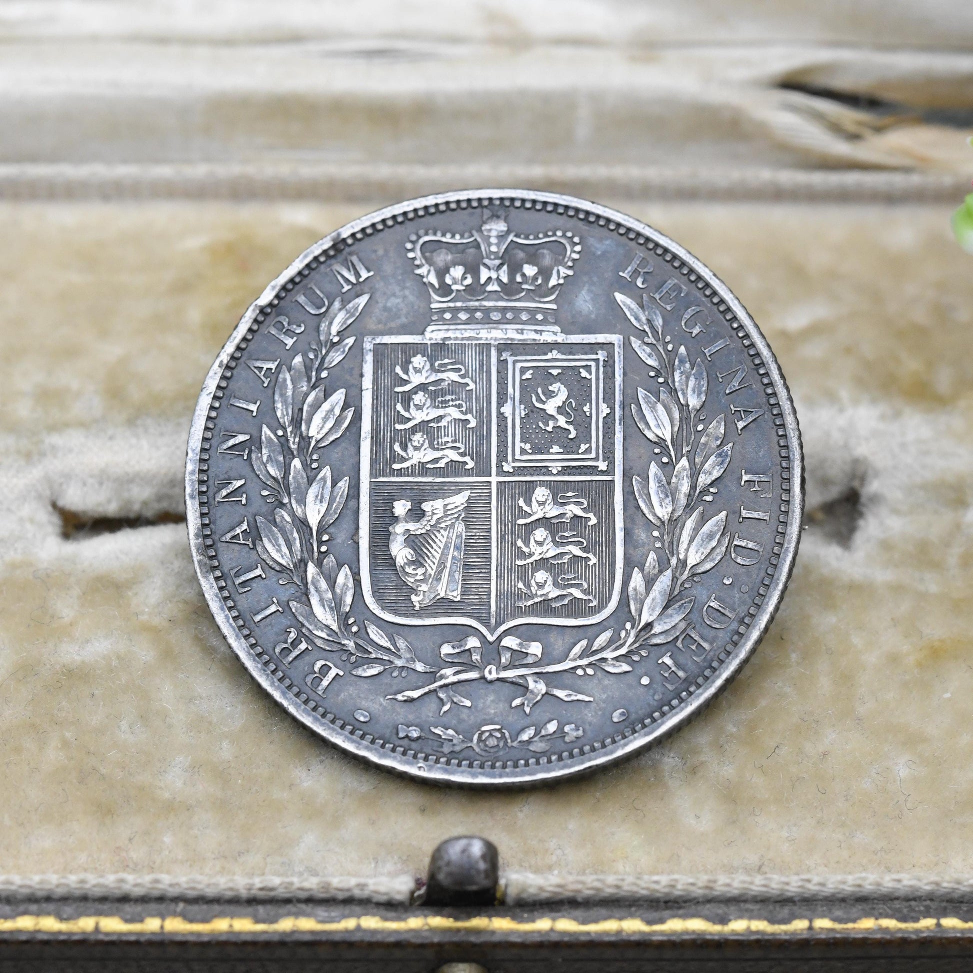 Antique Queen Victoria 1883 Half Crown Coin Brooch Sterling Silver