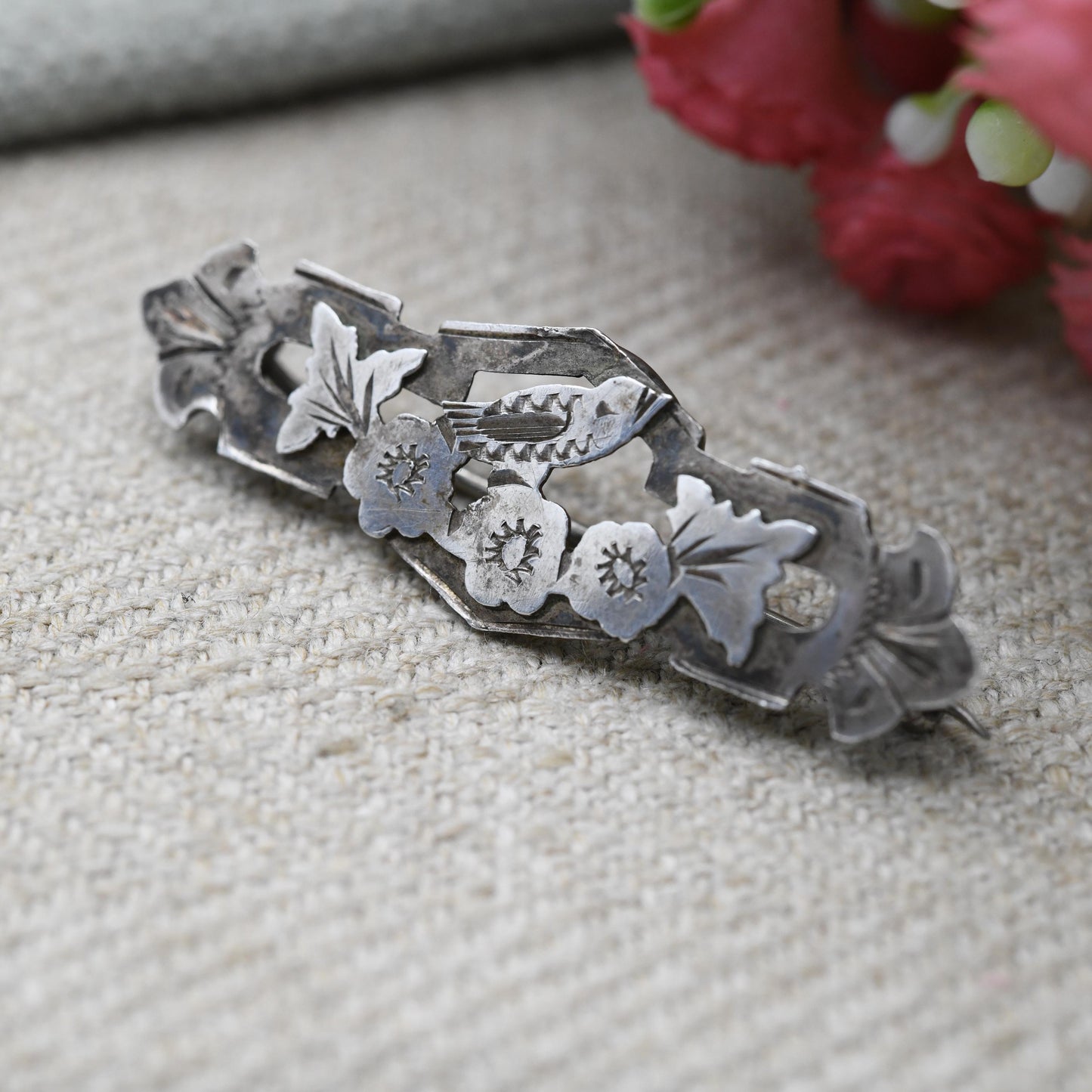 Antique Edwardian Sterling Silver Floral Leaf and Bird Bar Brooch 1915 - Etched and Raised Relief Pin