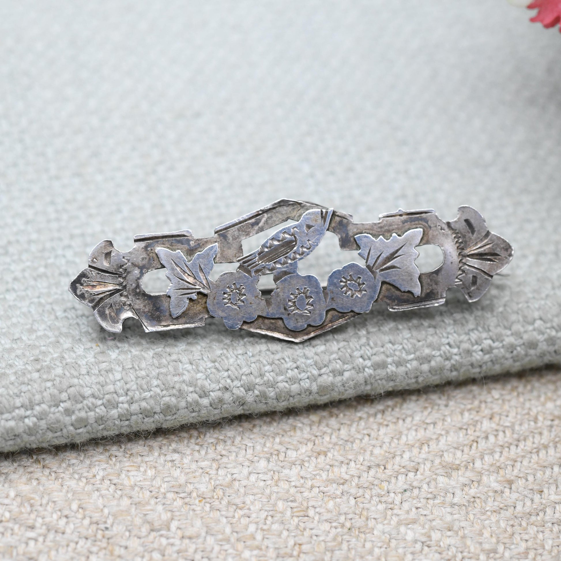 Antique Edwardian Sterling Silver Floral Leaf and Bird Bar Brooch 1915 - Etched and Raised Relief Pin
