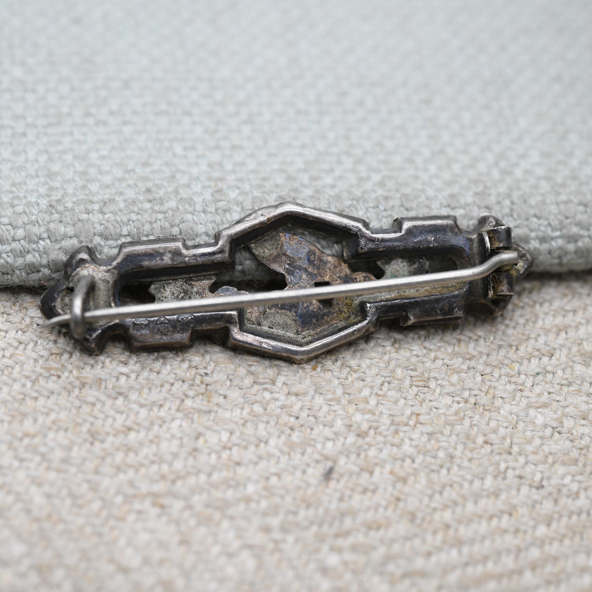 Antique Edwardian Sterling Silver Floral Leaf and Bird Bar Brooch 1915 - Etched and Raised Relief Pin