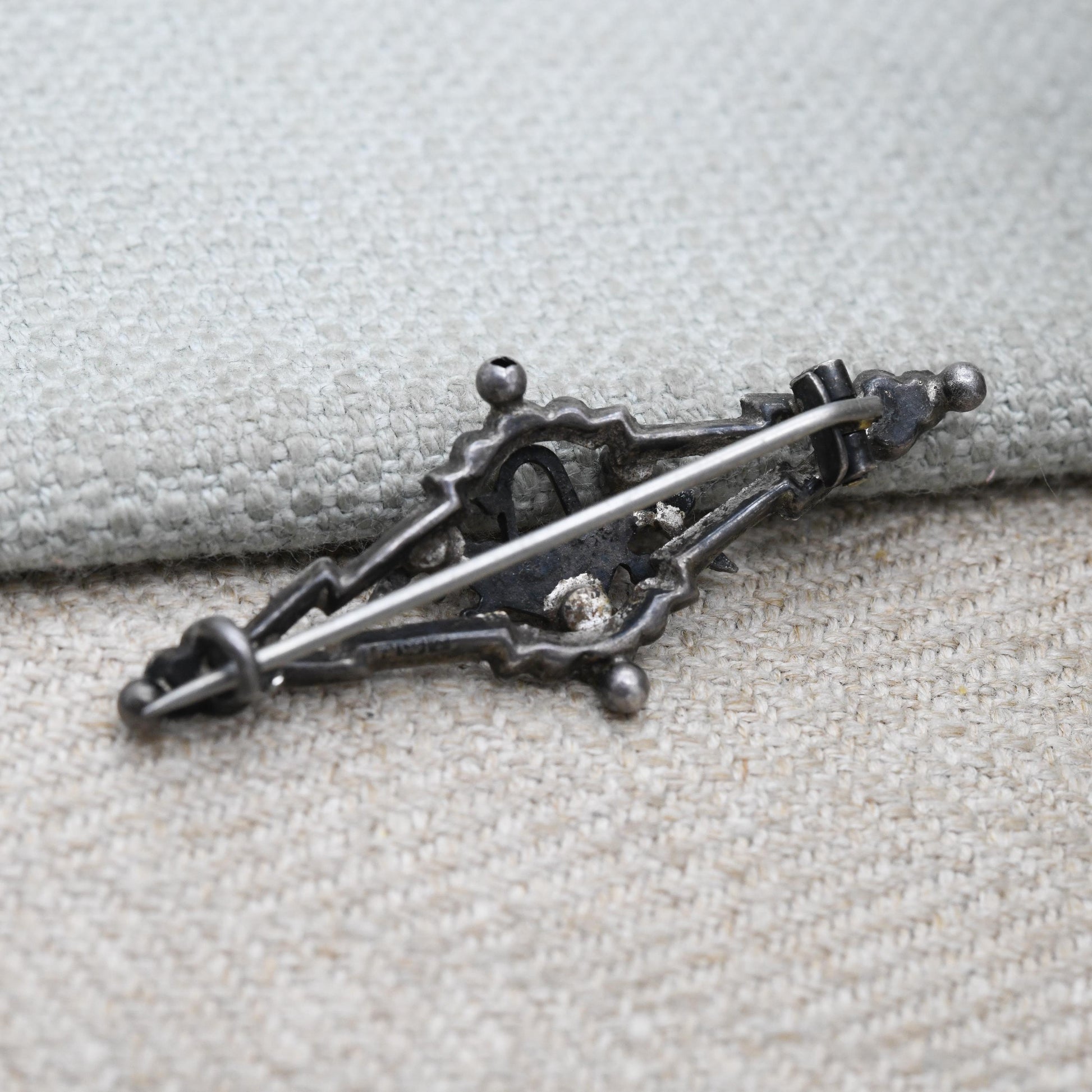 Antique Sterling Silver Rose Gold Plated Floral Basket Bar Brooch - Openwork Engraved Pin | Rose Gold Plated Front