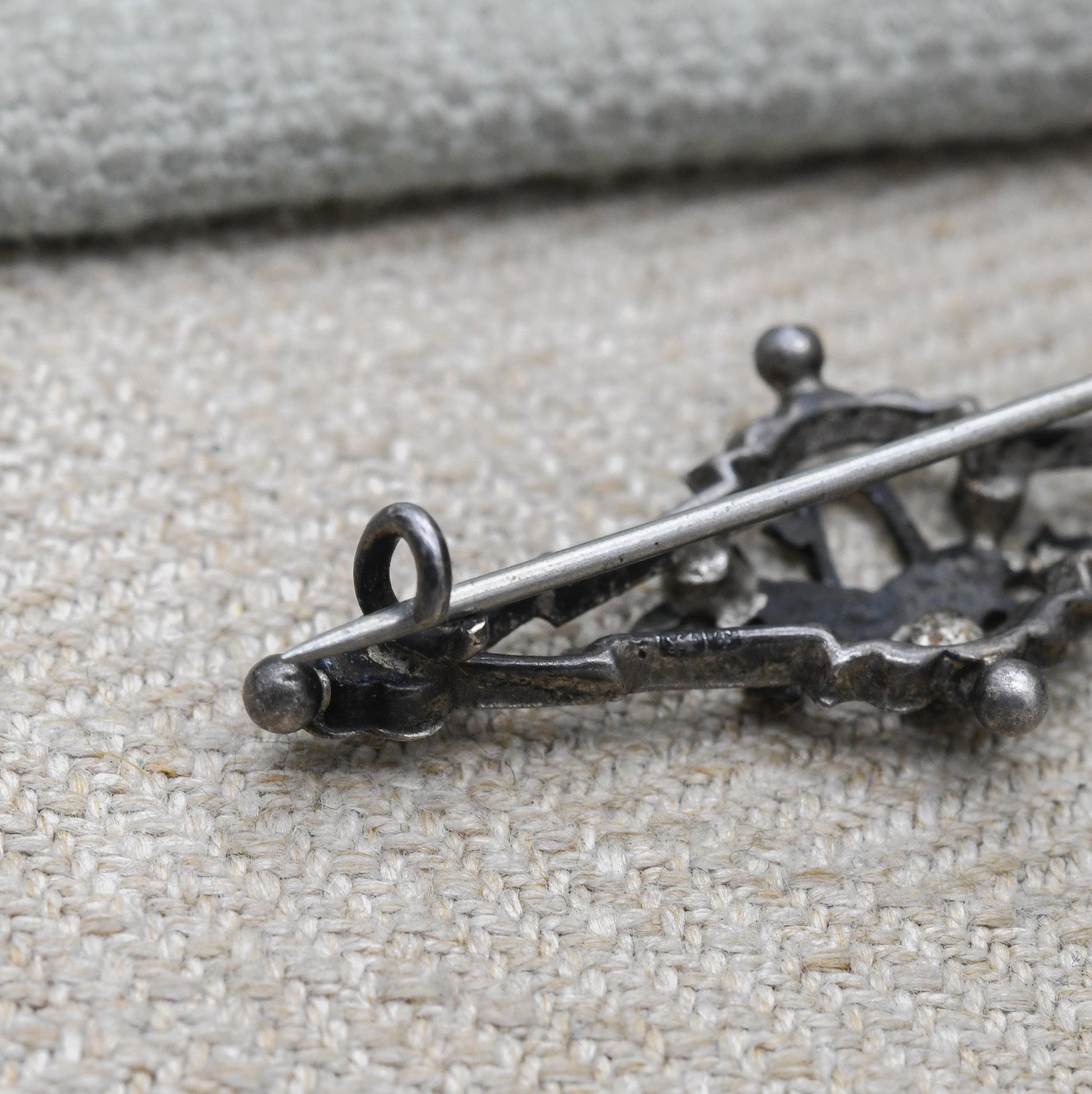 Antique Sterling Silver Rose Gold Plated Floral Basket Bar Brooch - Openwork Engraved Pin | Rose Gold Plated Front