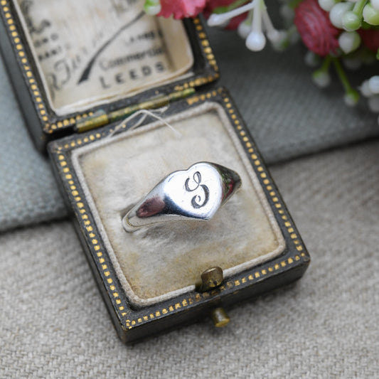 Vintage Sterling Silver Letter Y Love Heart Signet Ring 1978 - Mid-Century Romantic Jewellery Gift for Her | UK Size - M 1/2 US Size - 6 1/2