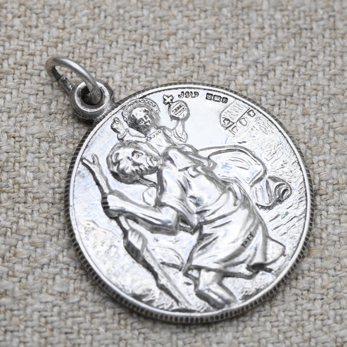 Vintage Sterling Silver St. Christopher Pendant 1979 - Large Circle Saint of Travelling | Christian Religious Jewellery | Detailed 3D Image