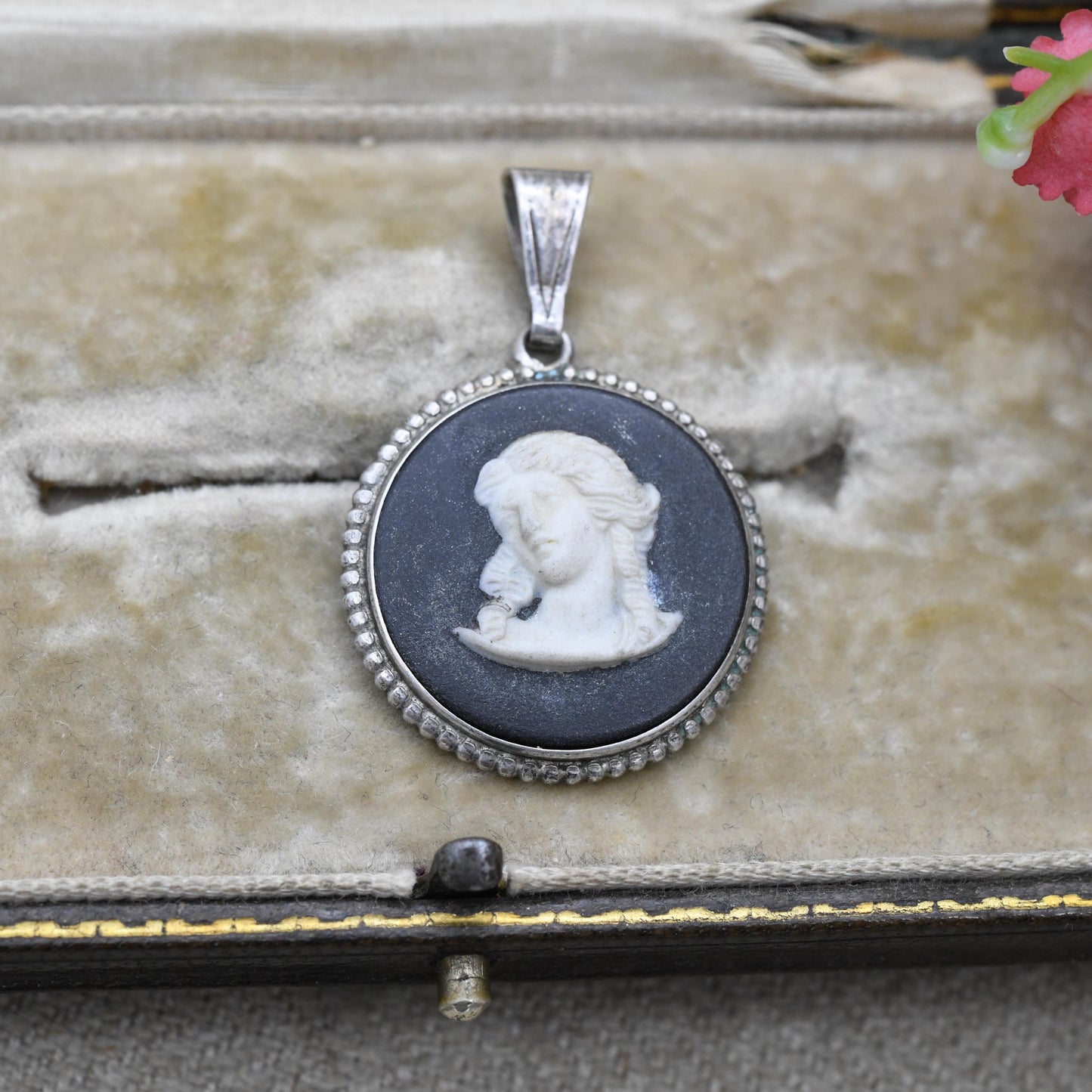 Vintage Wedgwood Sterling Silver Portrait on Black Jasperware Pendant - Circular Classical Cameo | Gift for Her