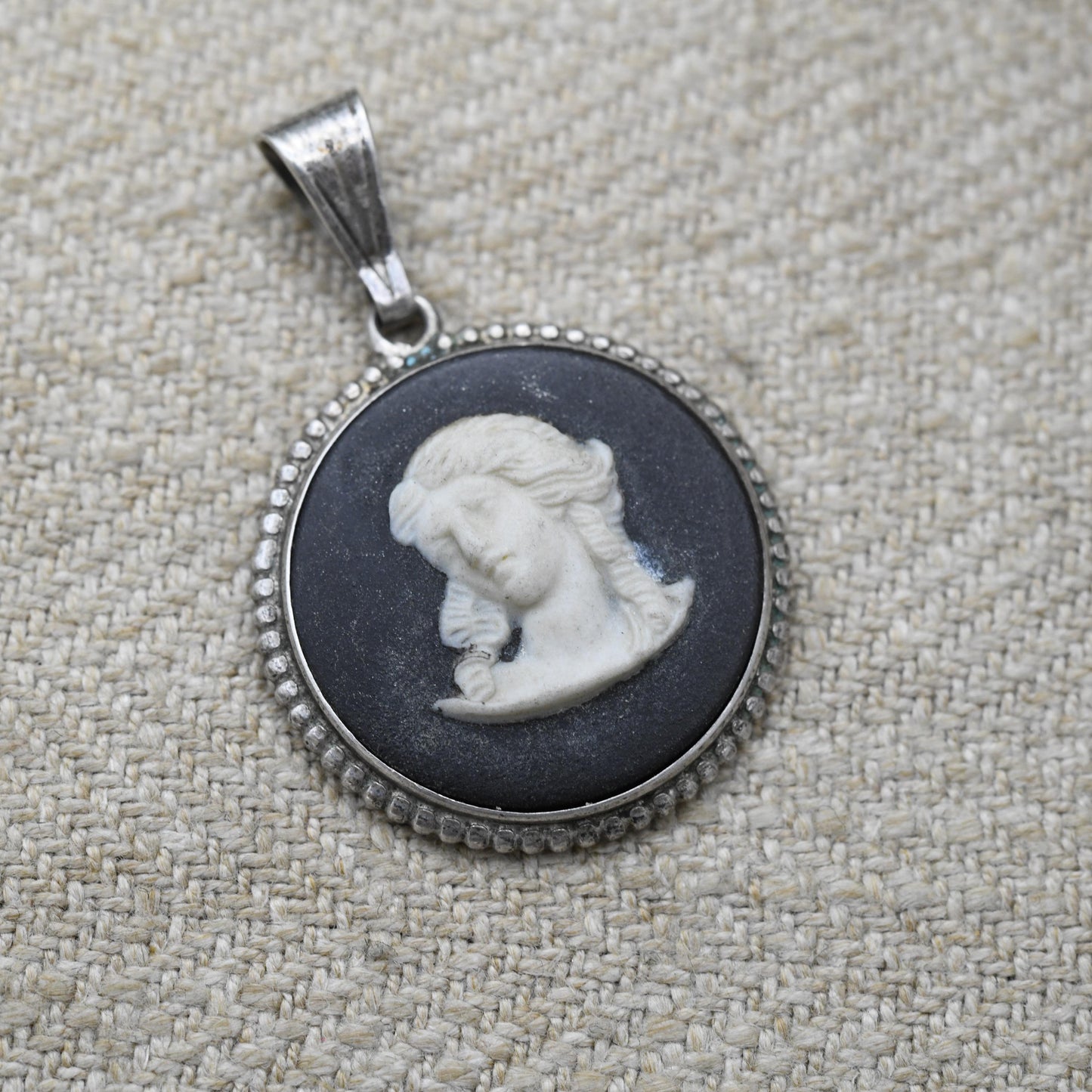 Vintage Wedgwood Sterling Silver Portrait on Black Jasperware Pendant - Circular Classical Cameo | Gift for Her