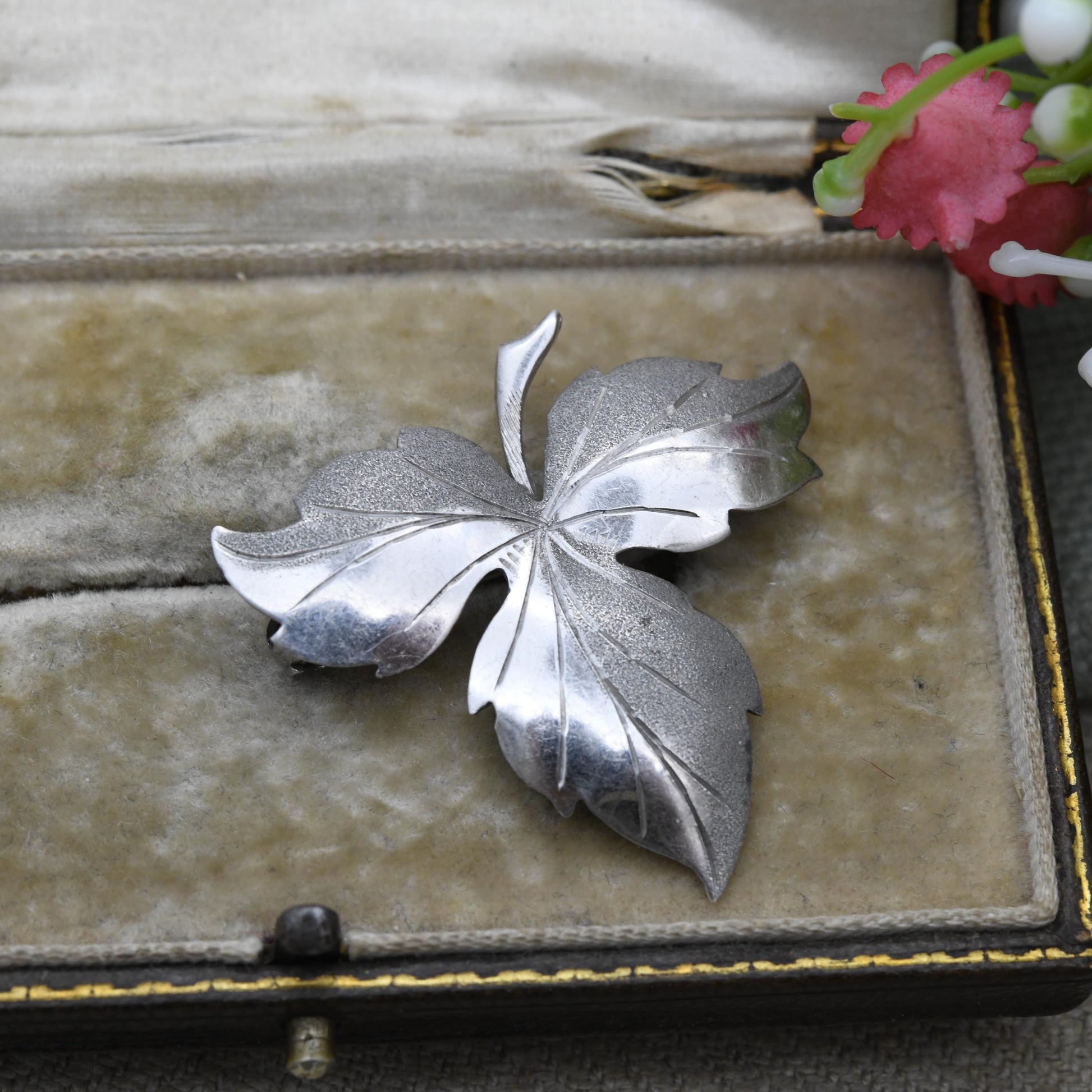 Vintage Ward Brothers Sterling Silver Leaf Brooch 1965 - Textured Floral Brooch Pin