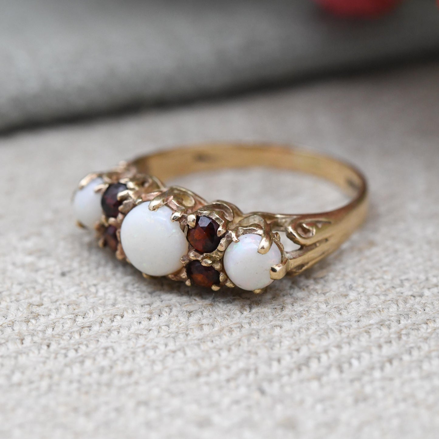 Vintage 9ct Gold Opal 3 Stone Ring with Garnet Accent Stones 1979 - Pretty Mid-Century Dress Ring | UK Size - L 1/2 | US Size - 6